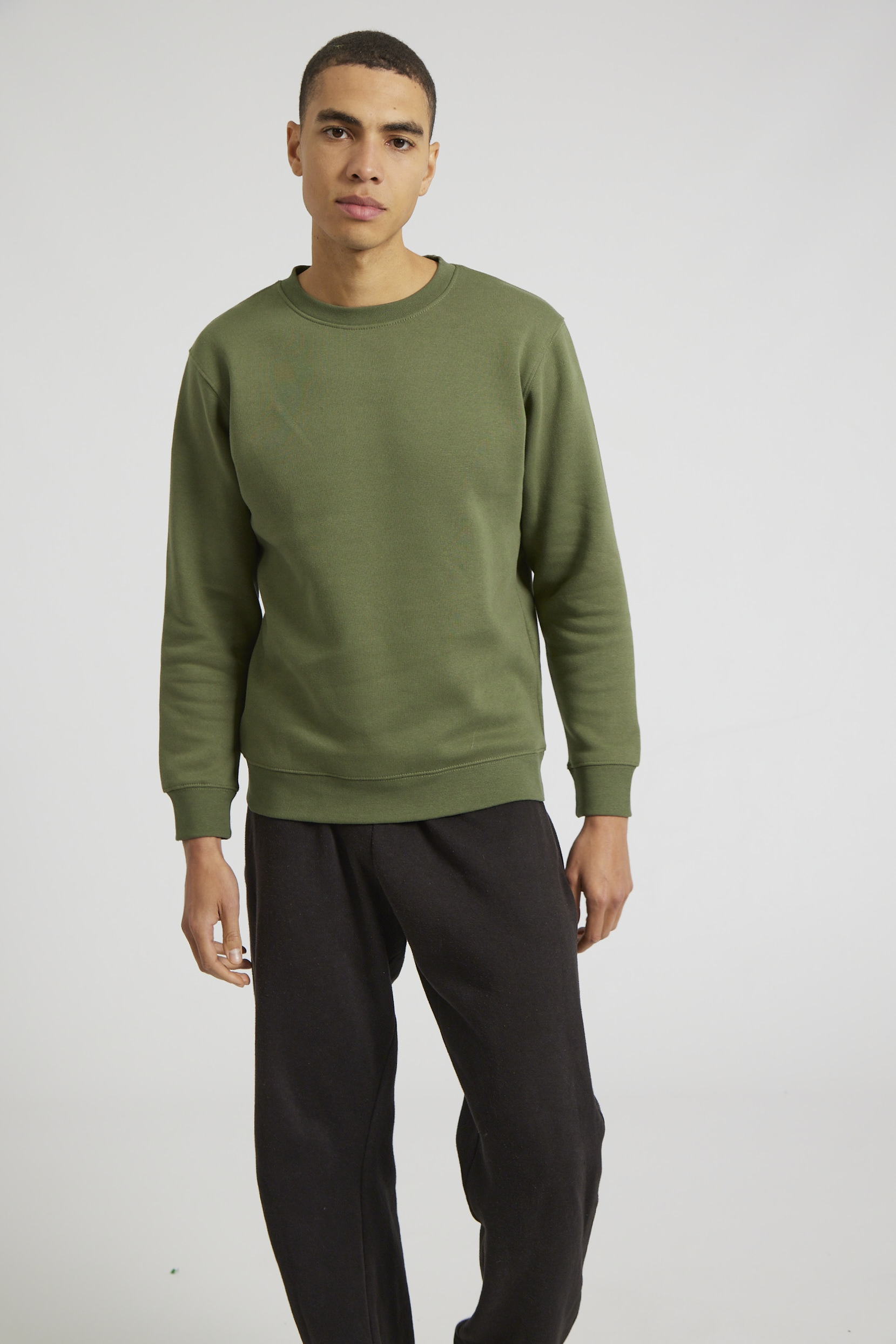 CR03-v2.0-Studio_184