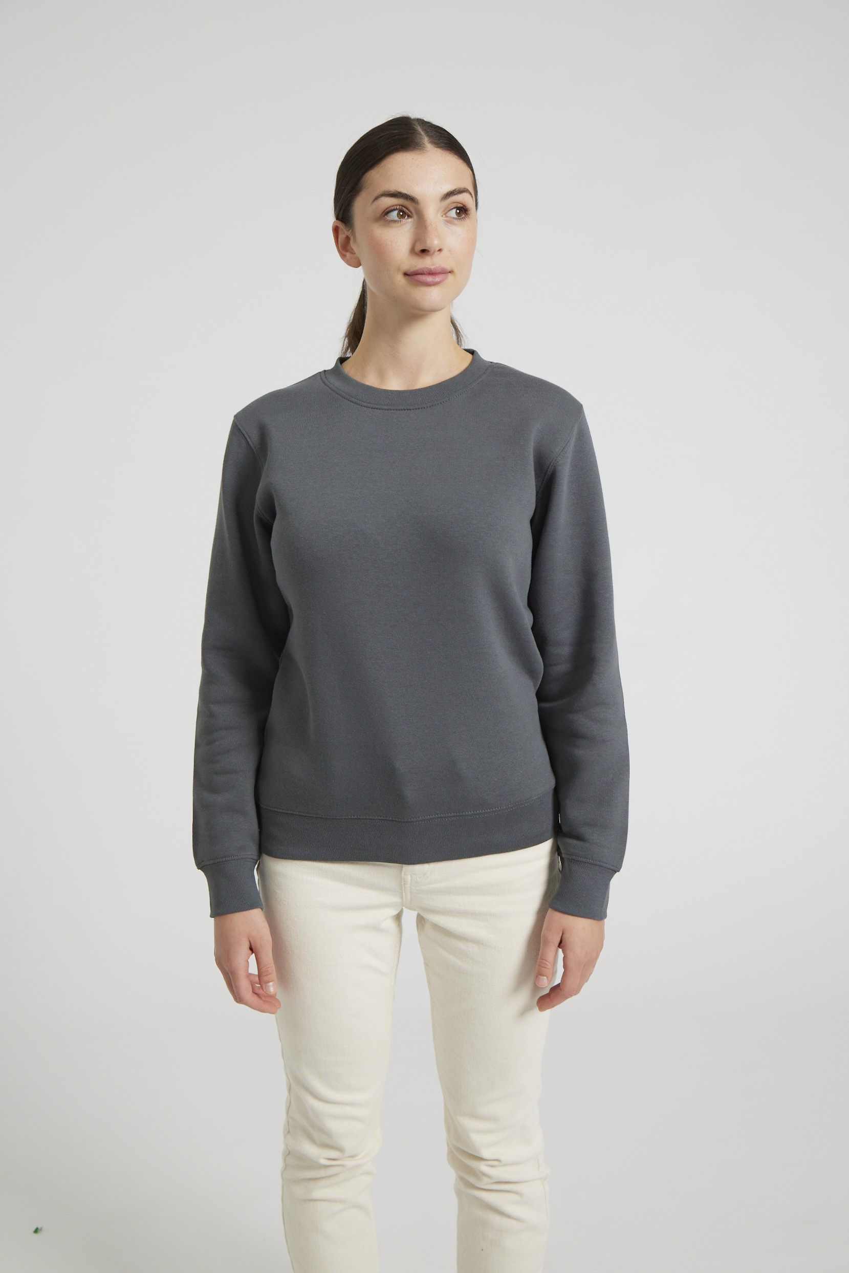 CR03-v2.0-Studio_224