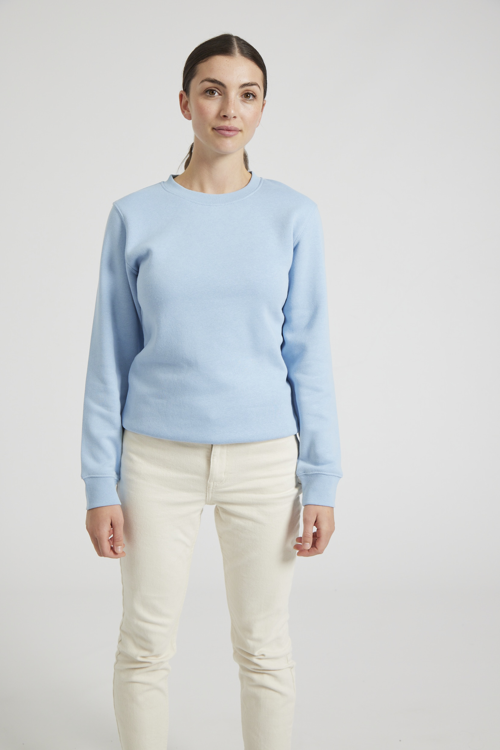 CR03-v2.0-Studio_237