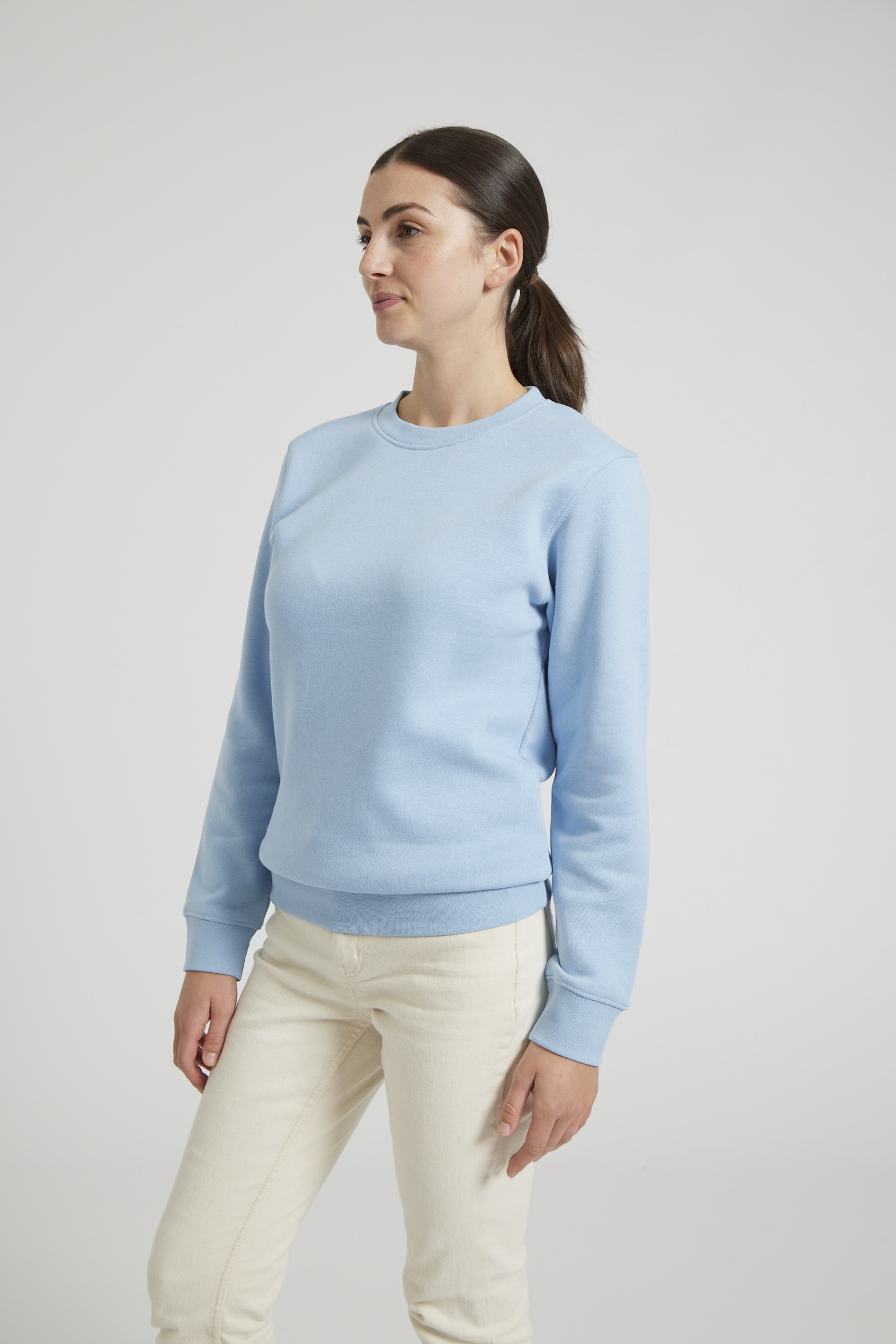 CR03-v2.0-Studio_289