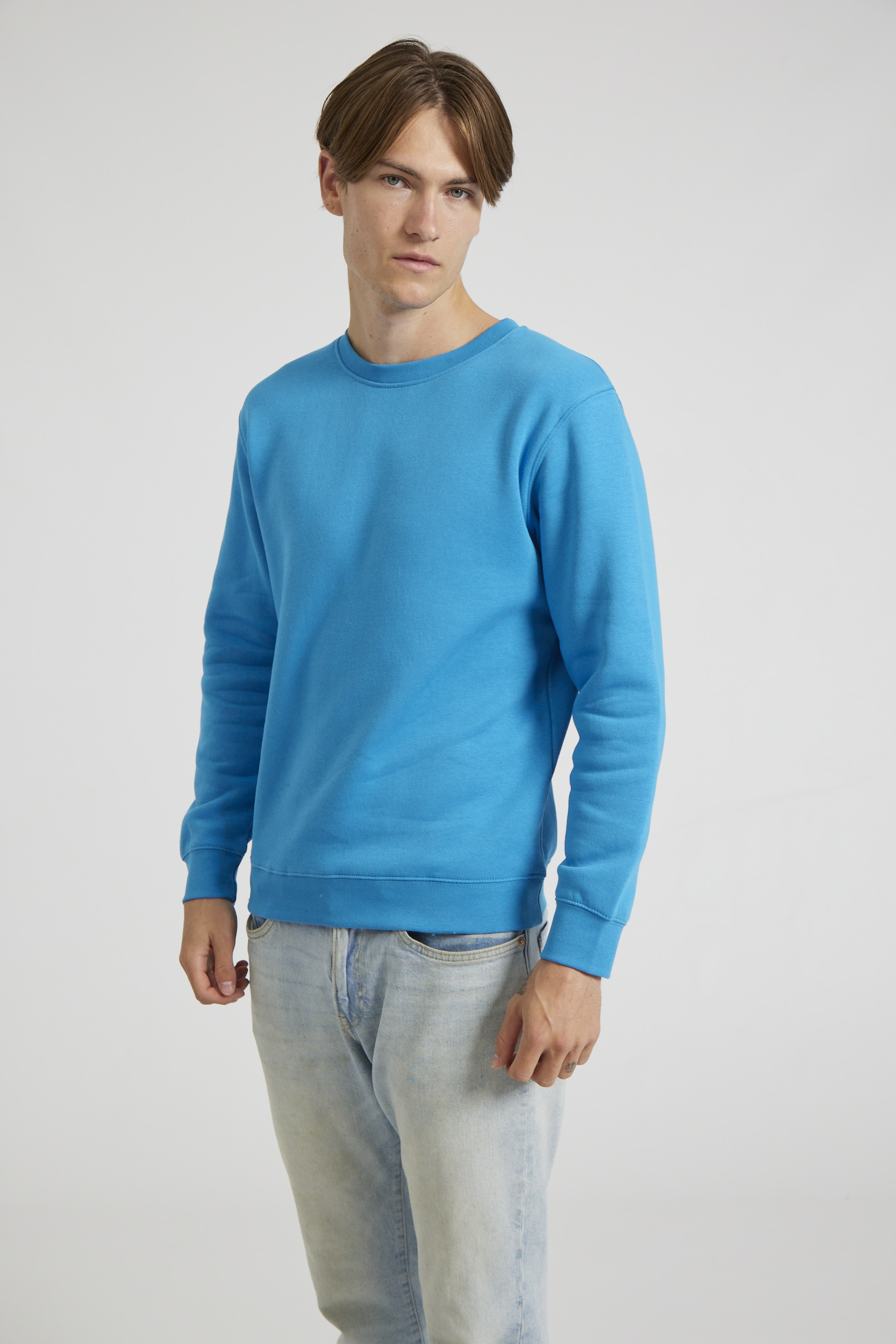 CR03-v2.0-Studio_299