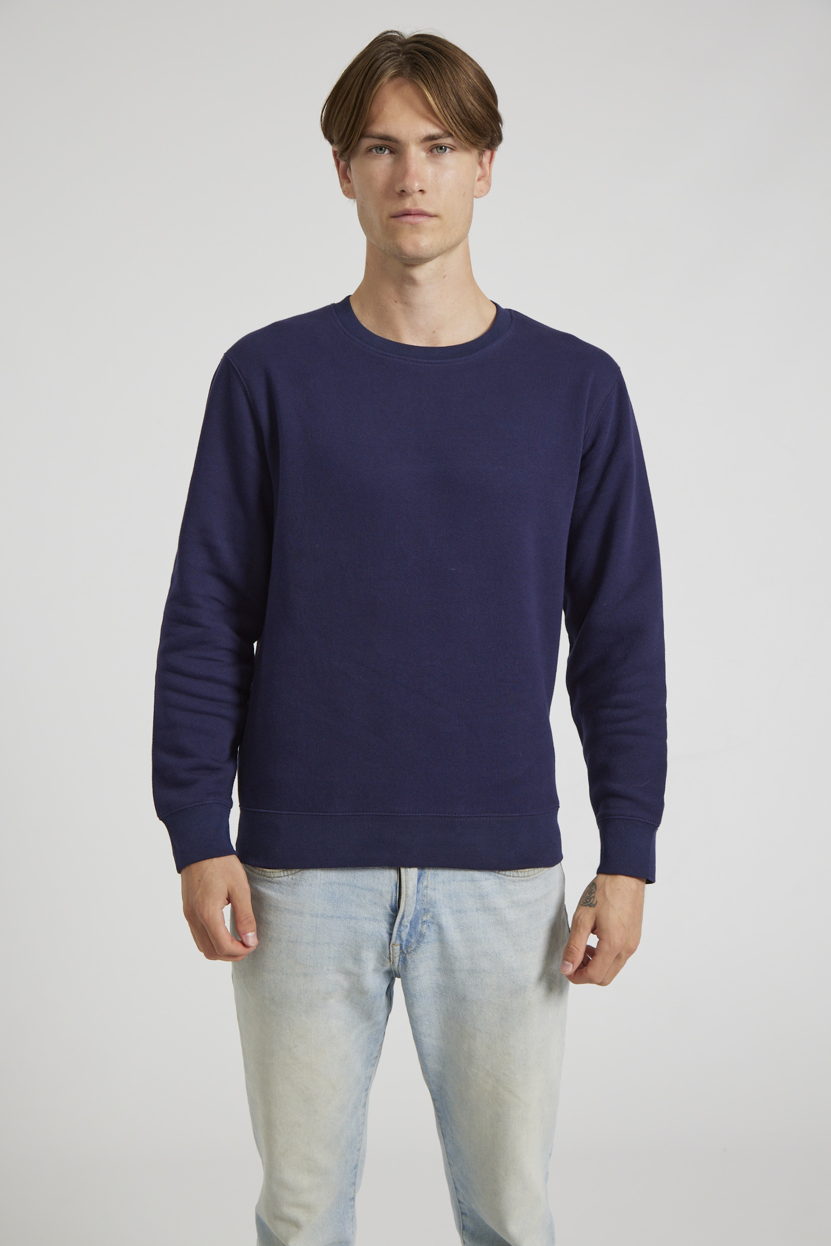 CR03-v2.0-Studio_326