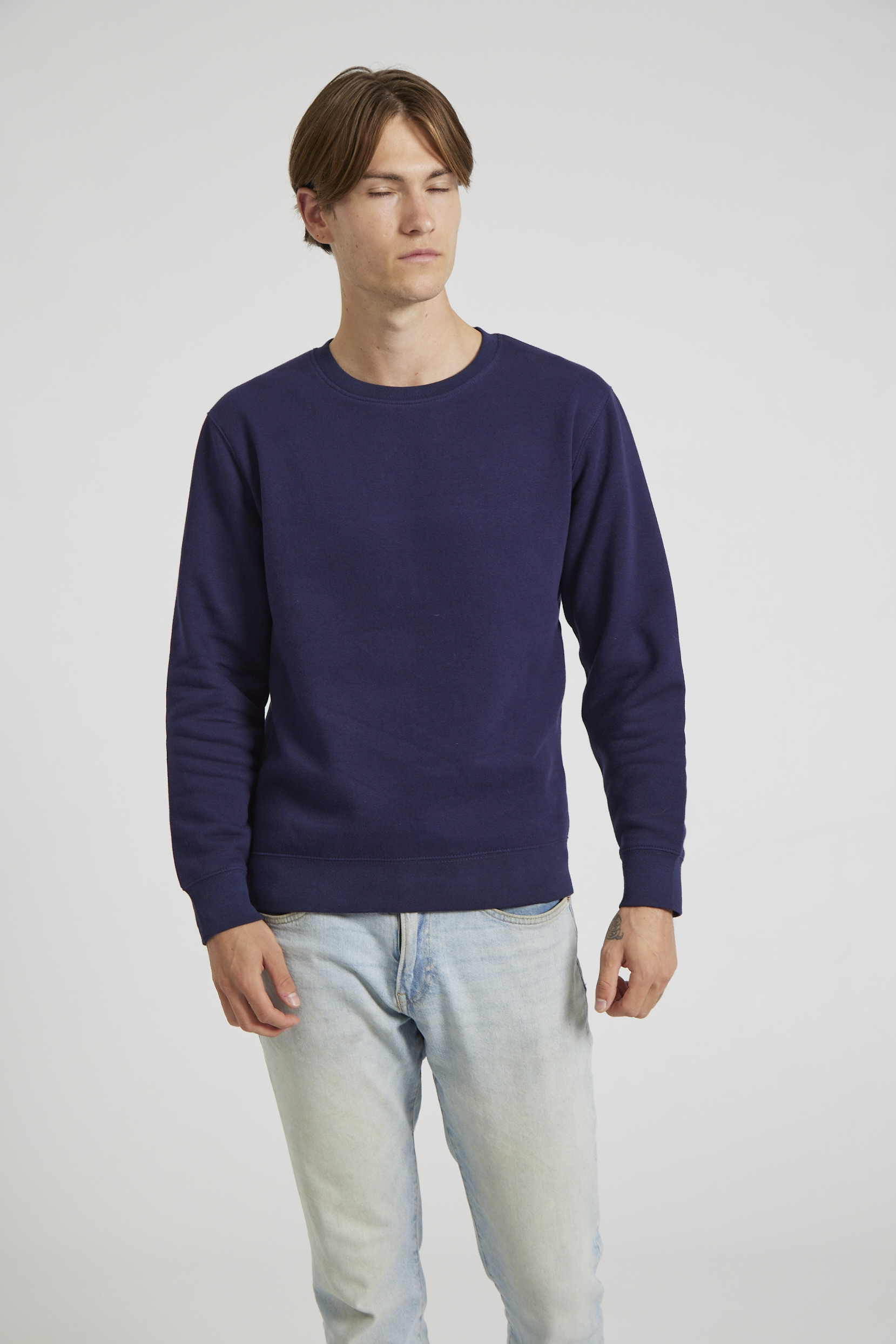 CR03-v2.0-Studio_332