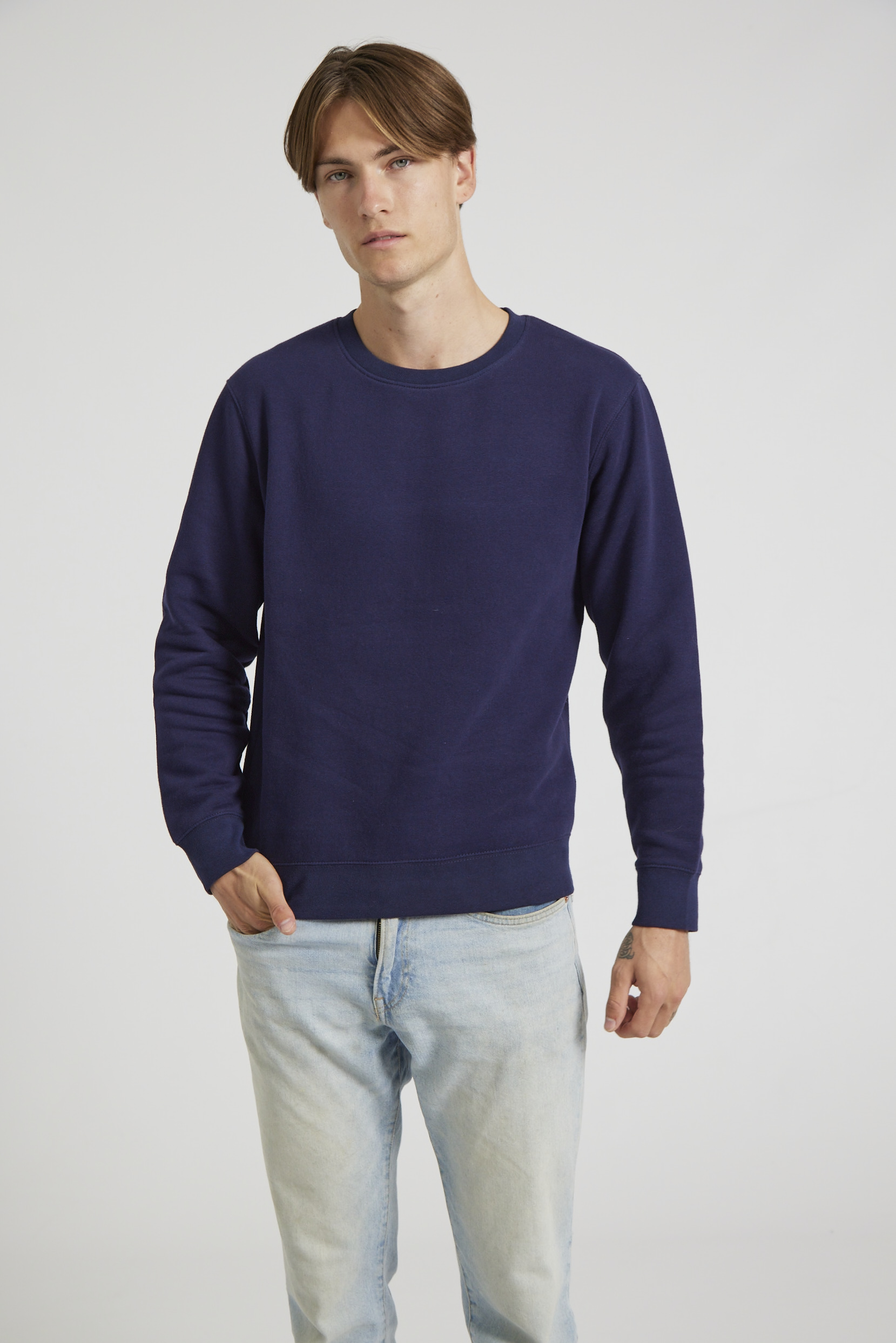 CR03-v2.0-Studio_339