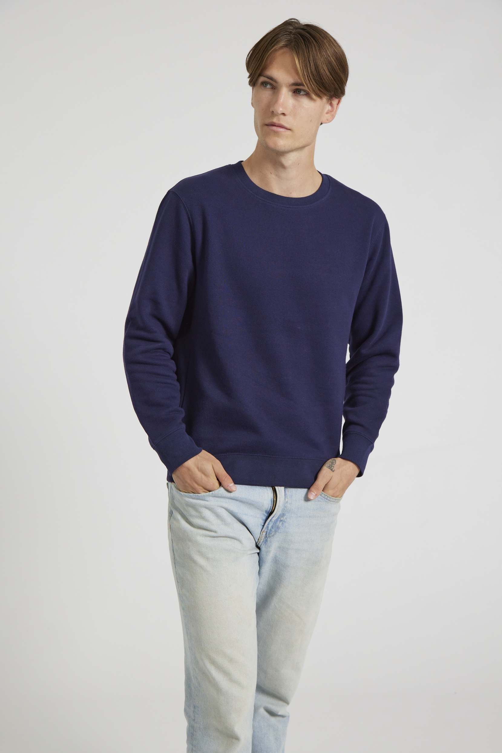 CR03-v2.0-Studio_344