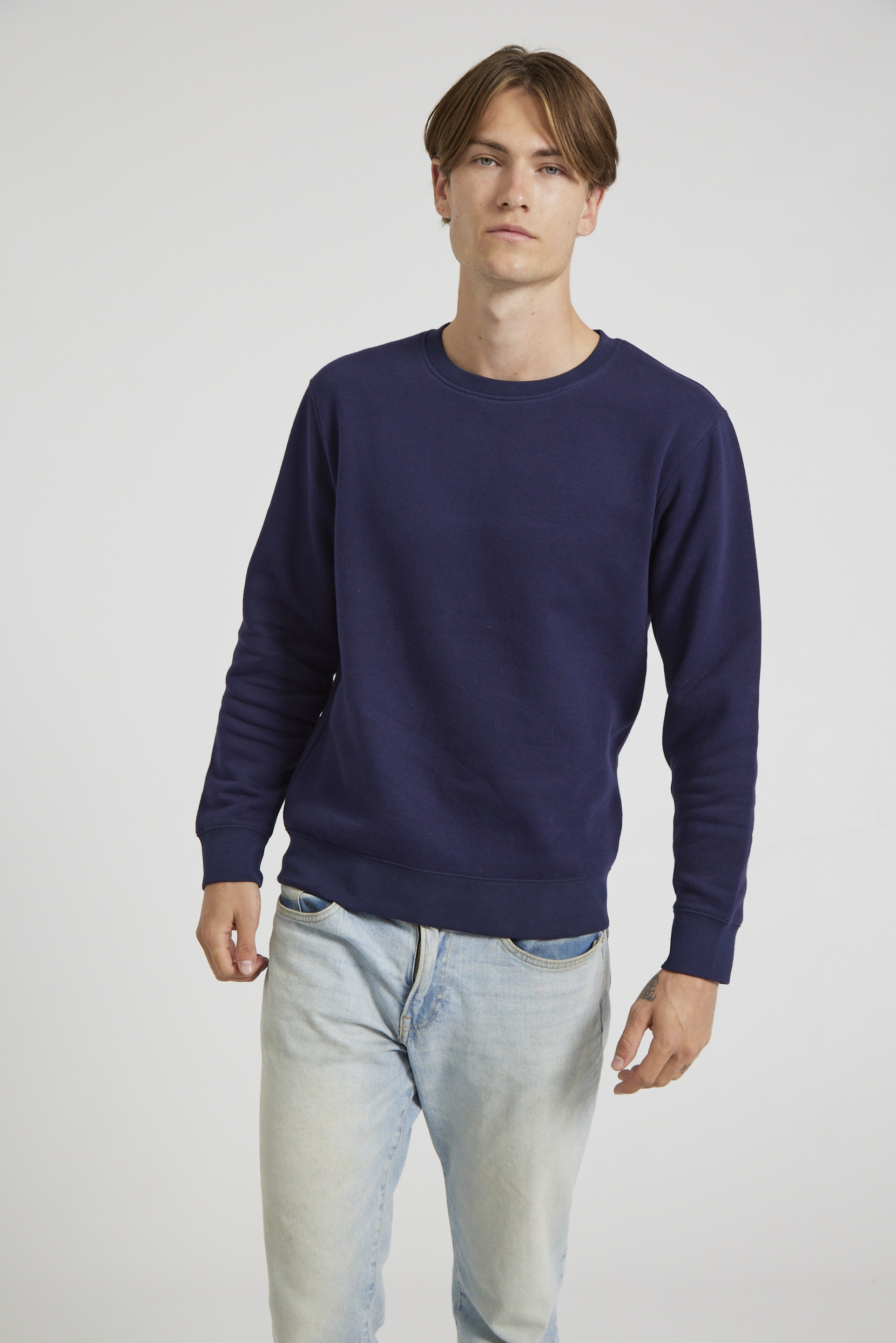 CR03-v2.0-Studio_354