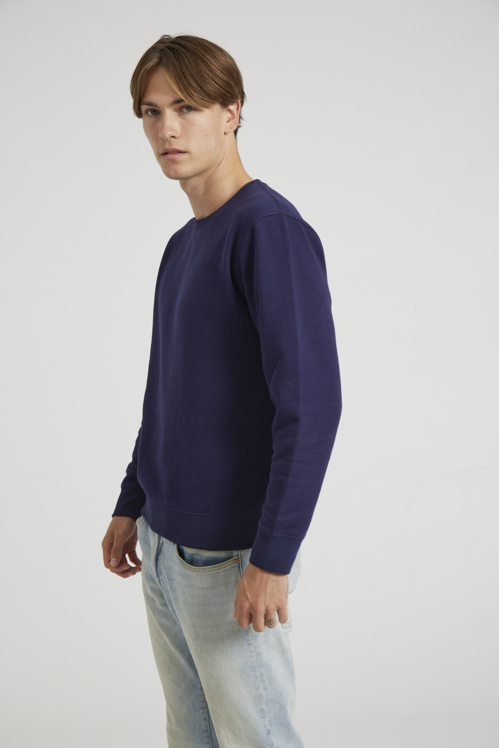 CR03-v2.0-Studio_366