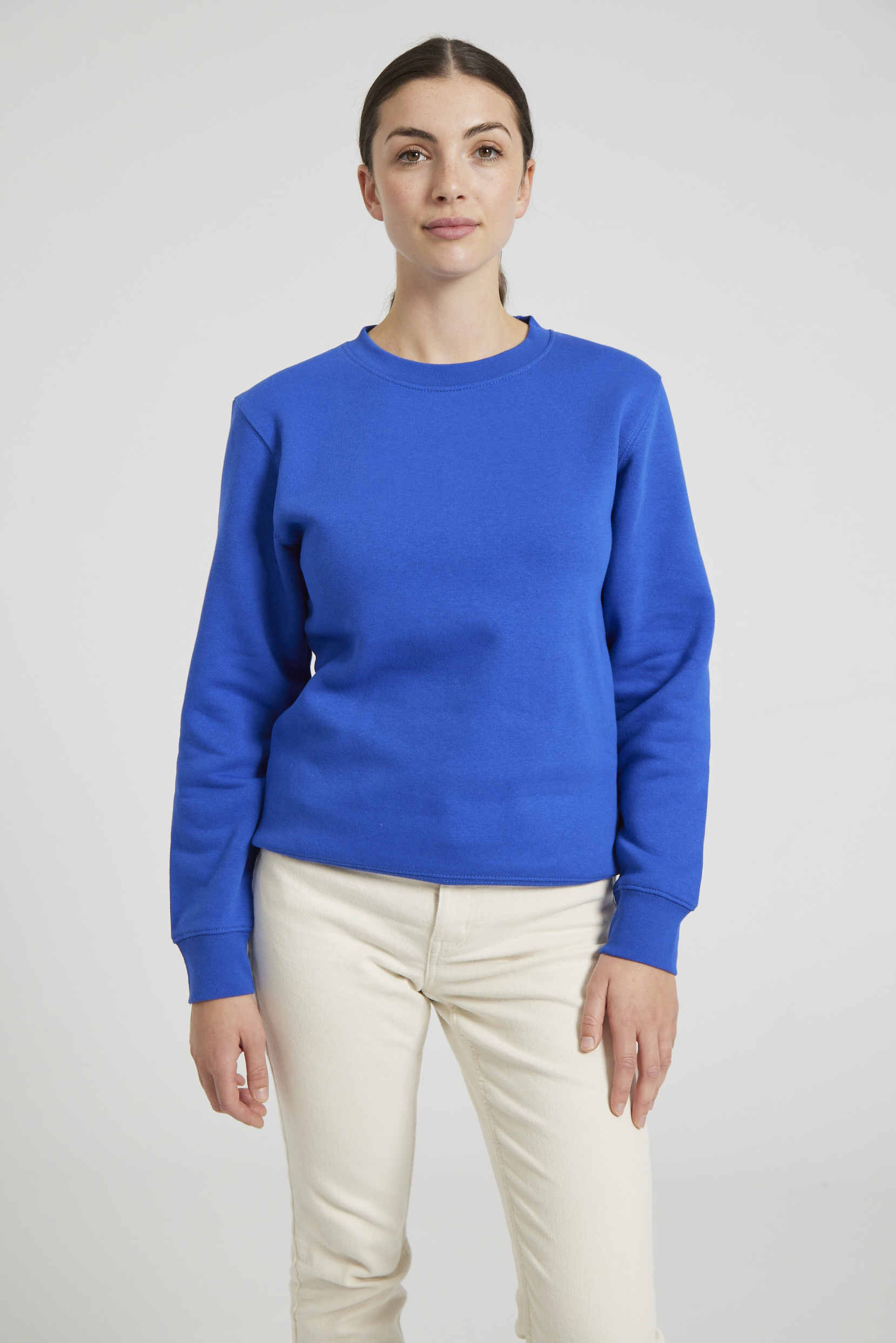 CR03-v2.0-Studio_433