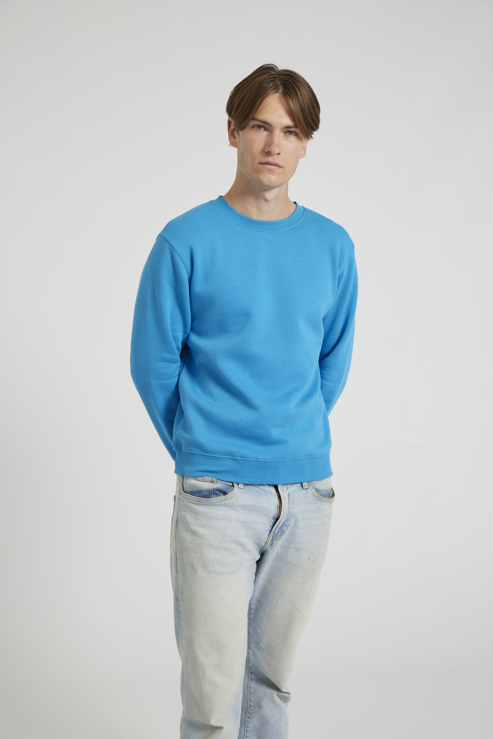 CR03-v2.0-Studio_448