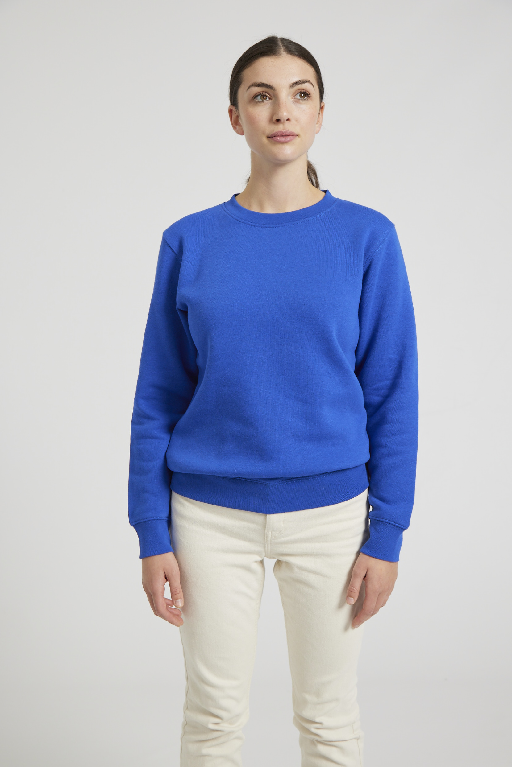 CR03-v2.0-Studio_453