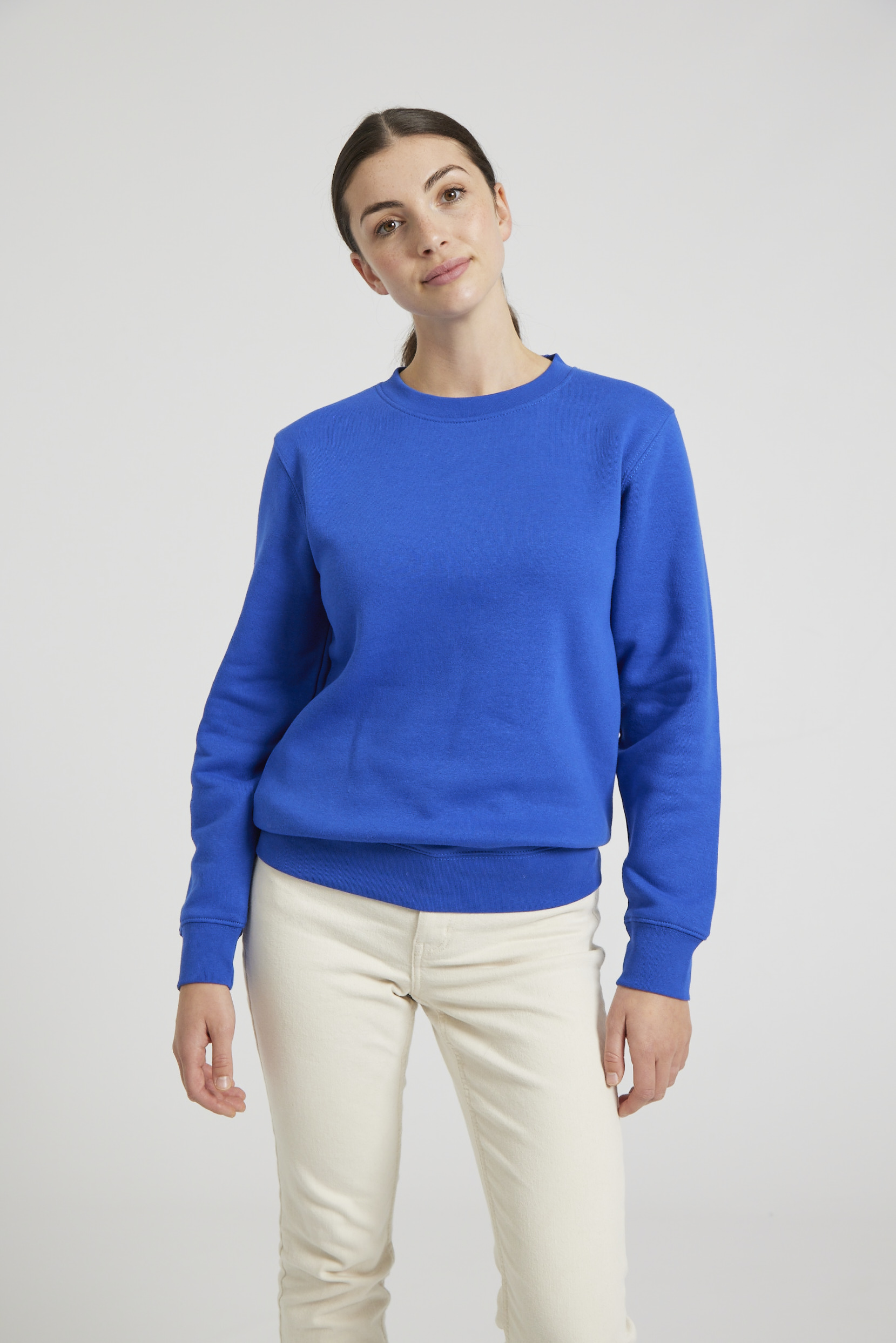 CR03-v2.0-Studio_464