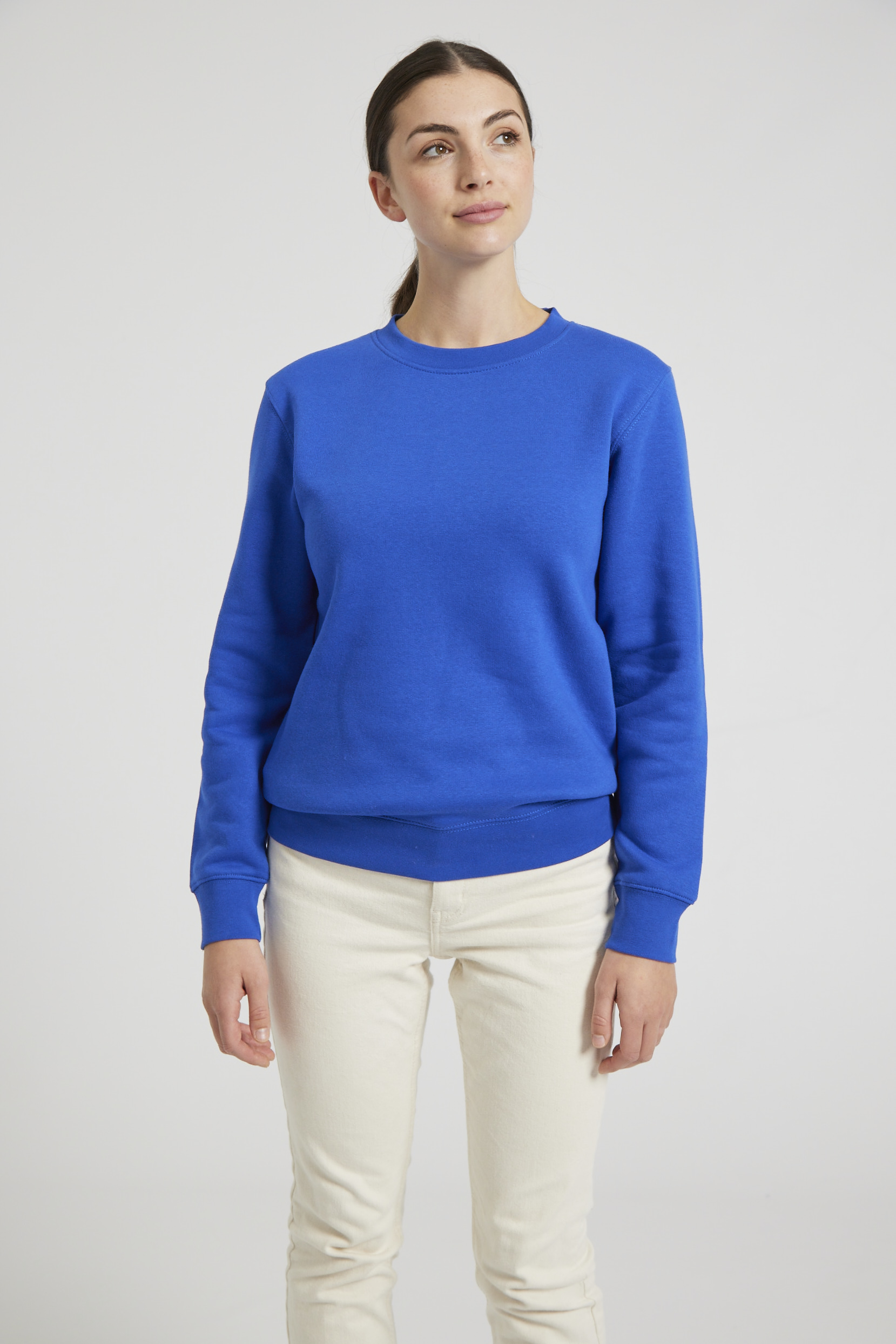 CR03-v2.0-Studio_465