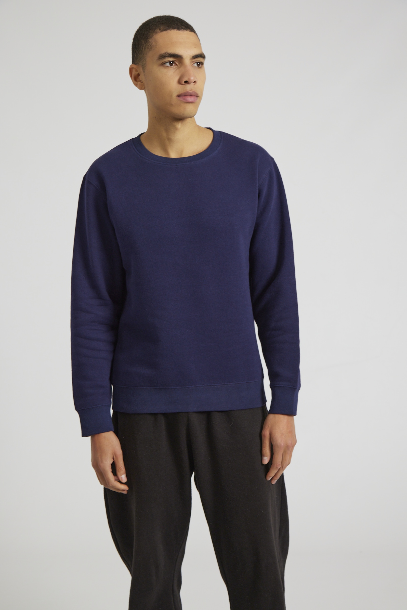 CR03-v2.0-Studio_471