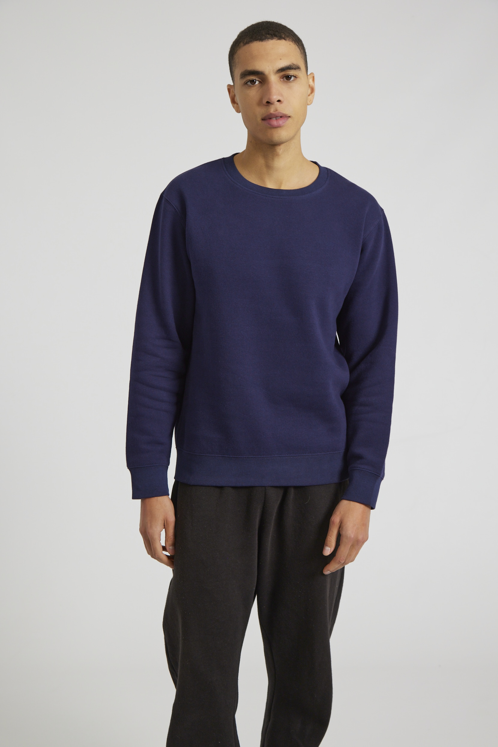 CR03-v2.0-Studio_473