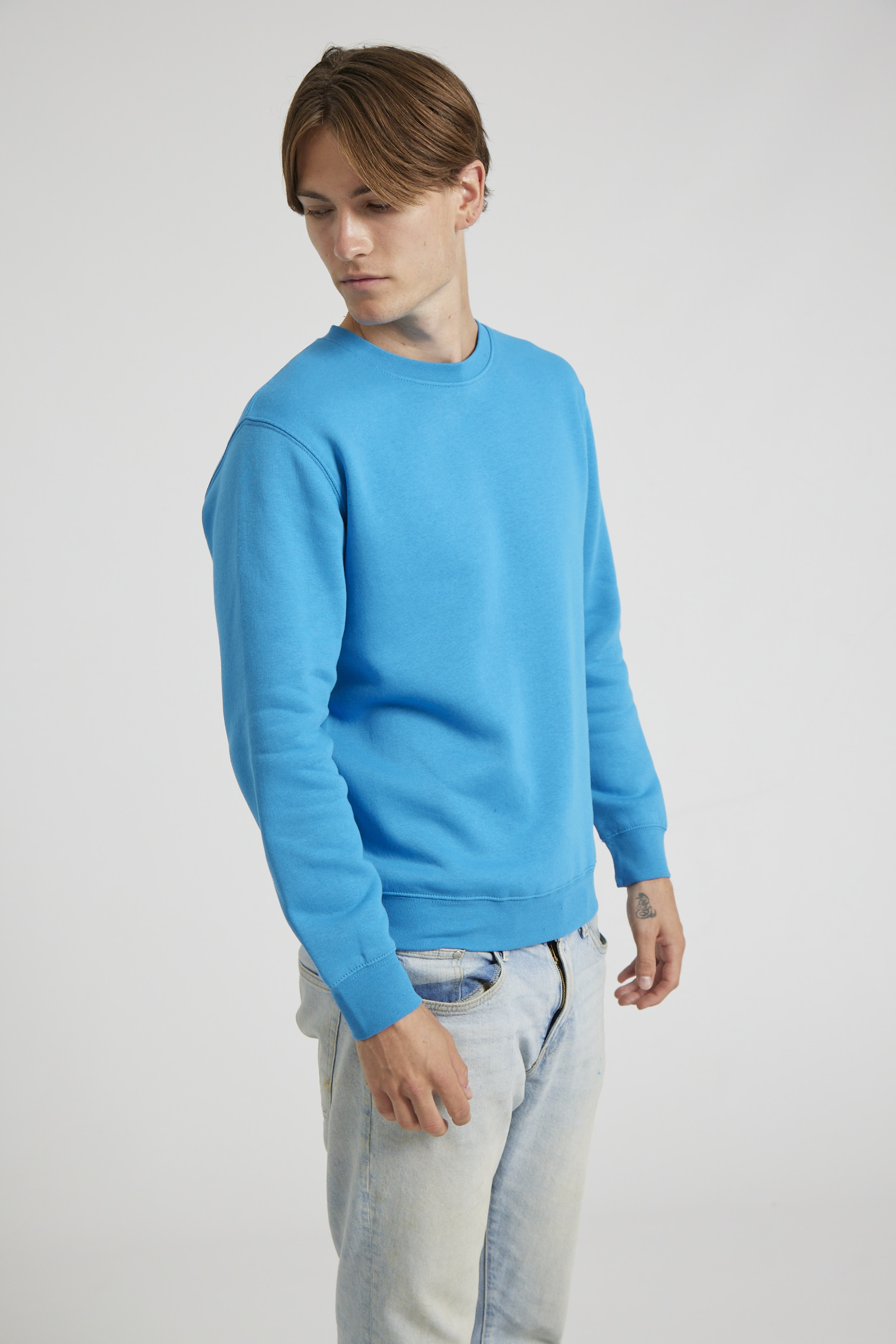 CR03-v2.0-Studio_486