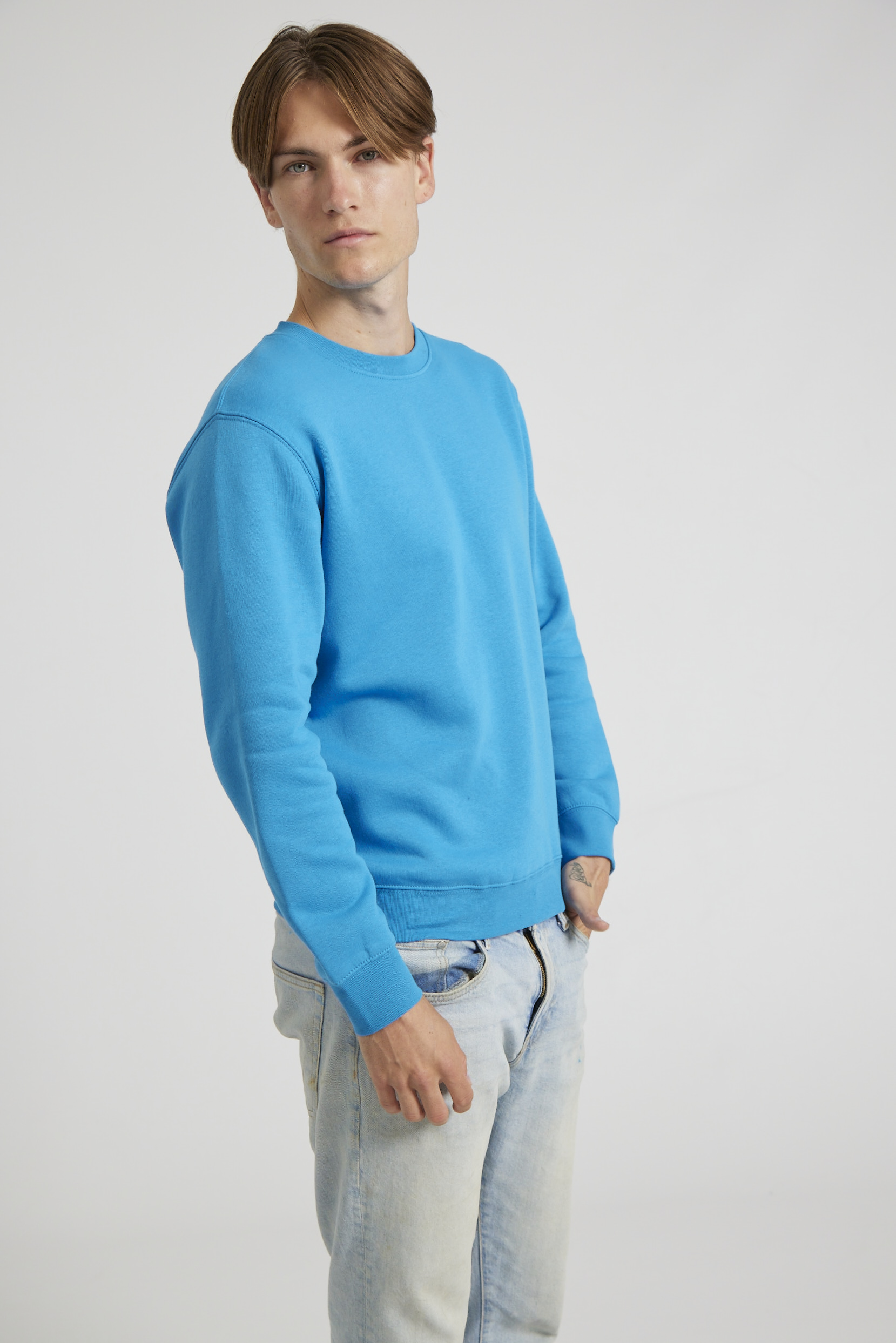 CR03-v2.0-Studio_488