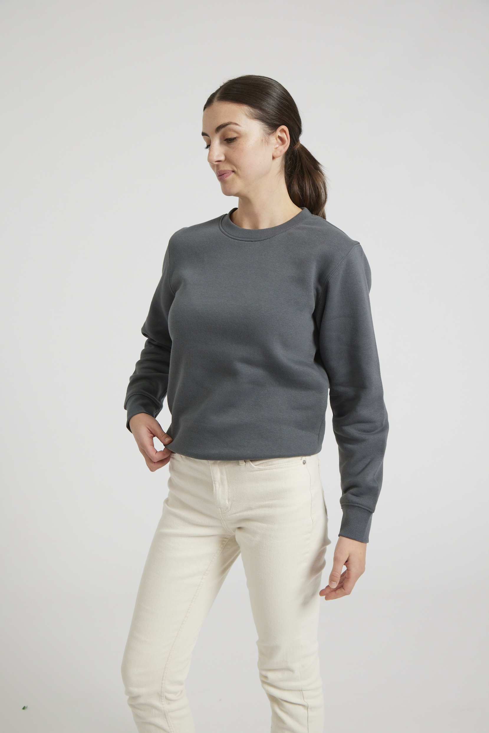 CR03-v2.0-Studio_506