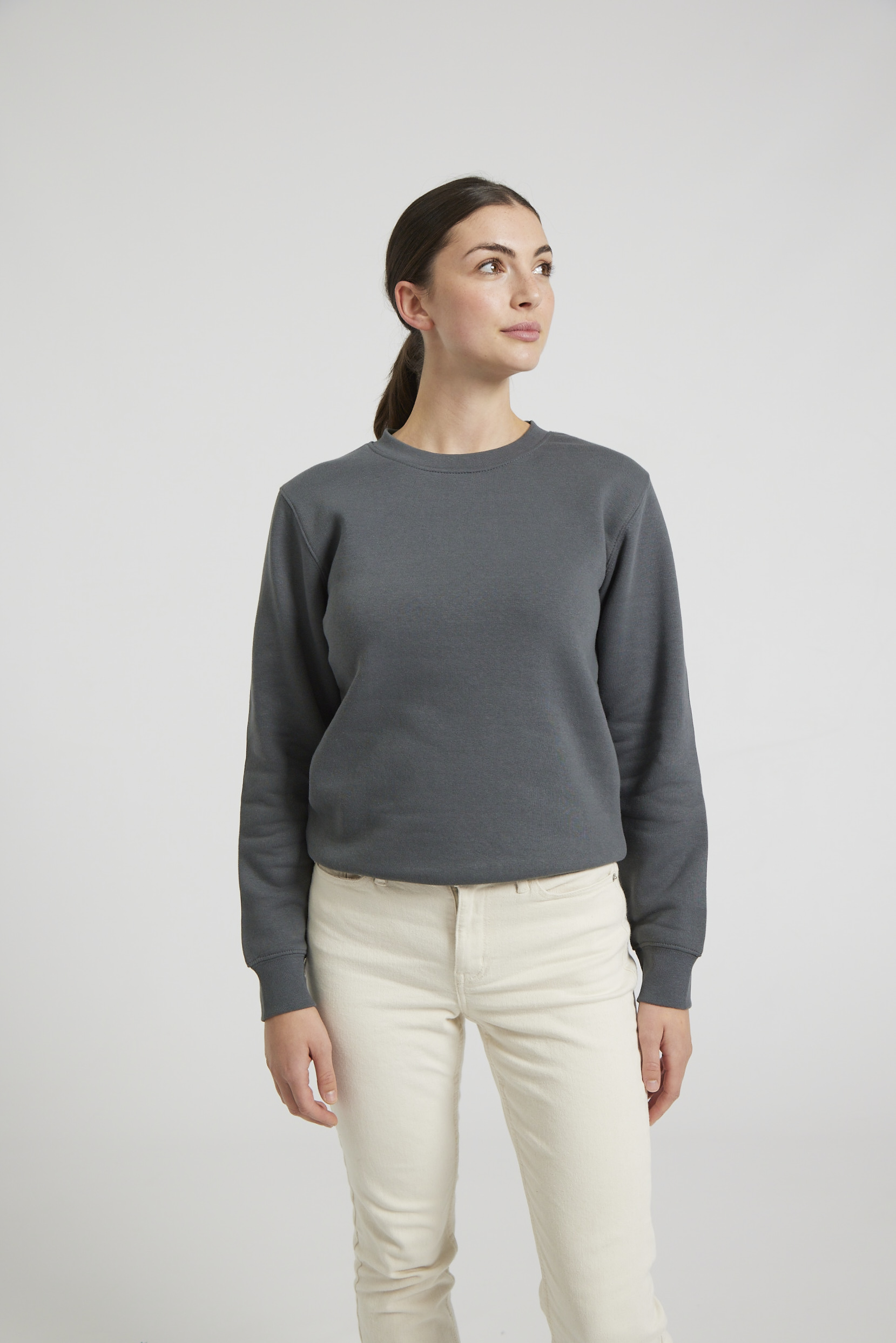 CR03-v2.0-Studio_511