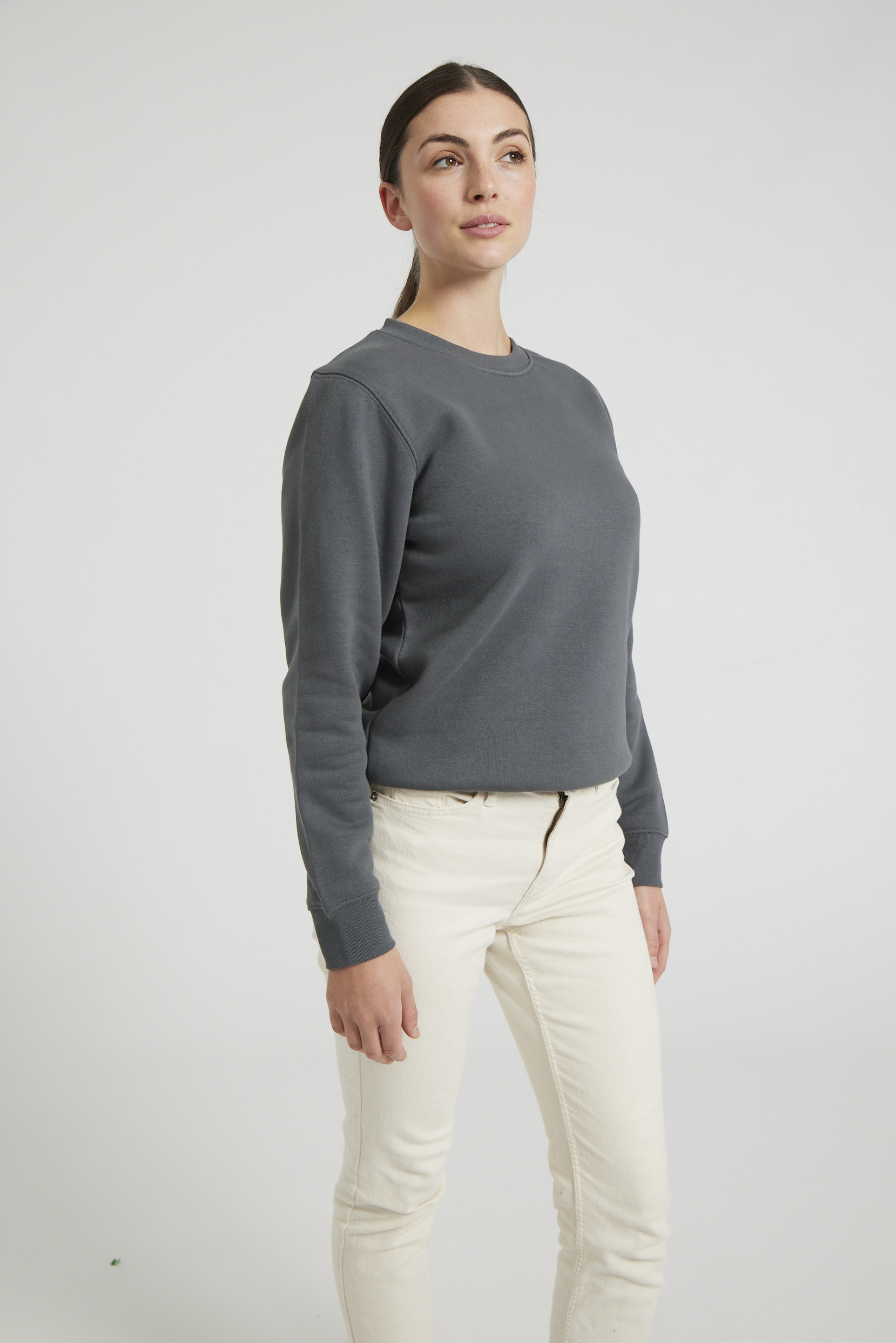 CR03-v2.0-Studio_520