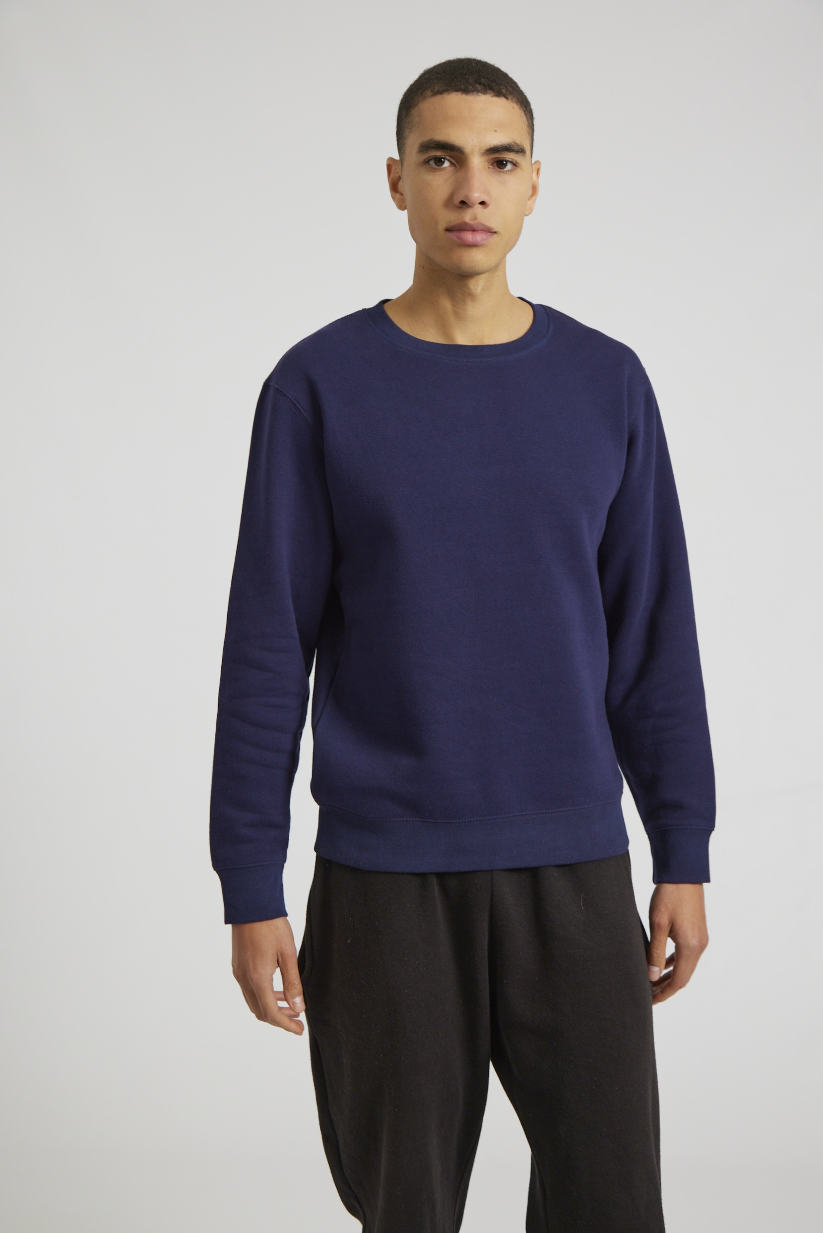 CR03-v2.0-Studio_539