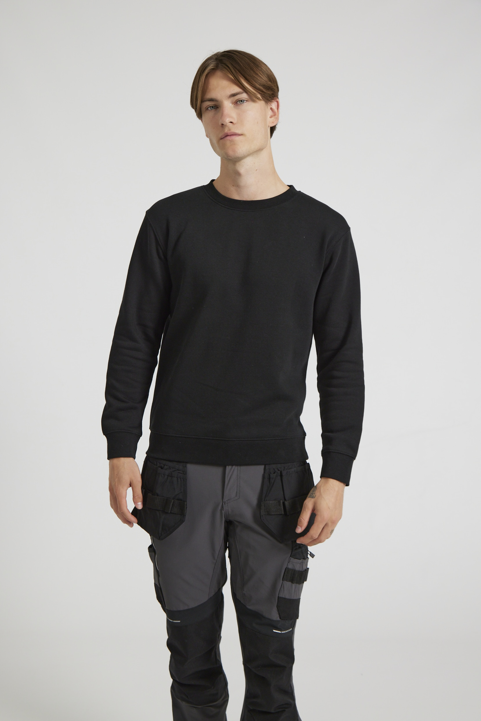 CR03-v2.0-Studio_547