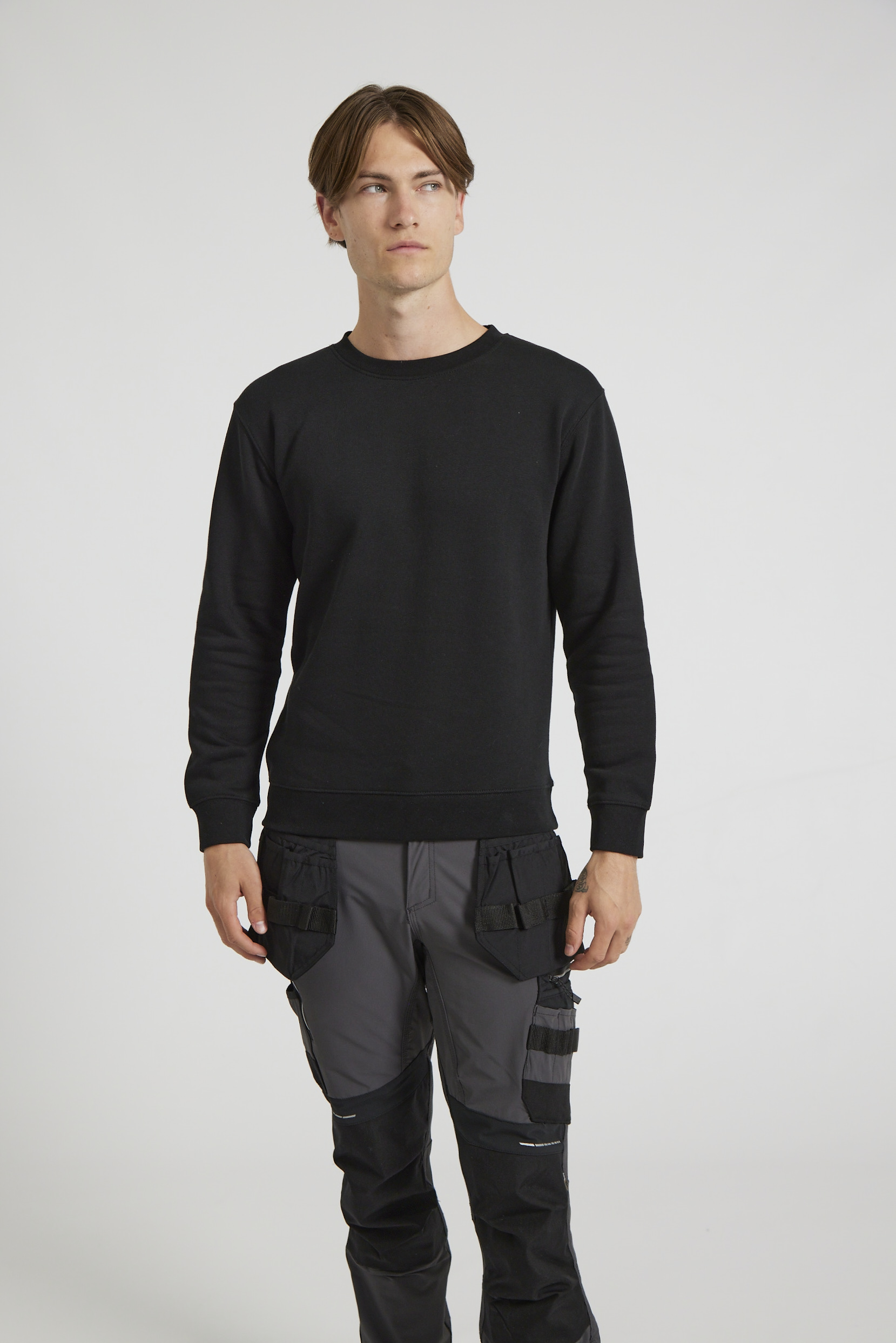 CR03-v2.0-Studio_549