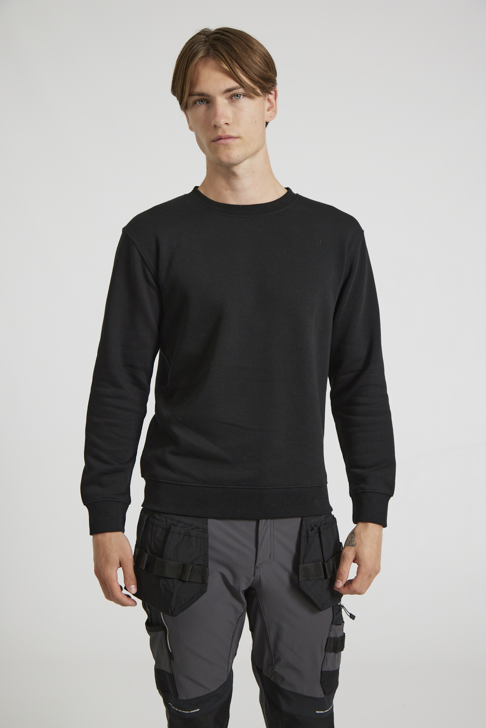 CR03-v2.0-Studio_555