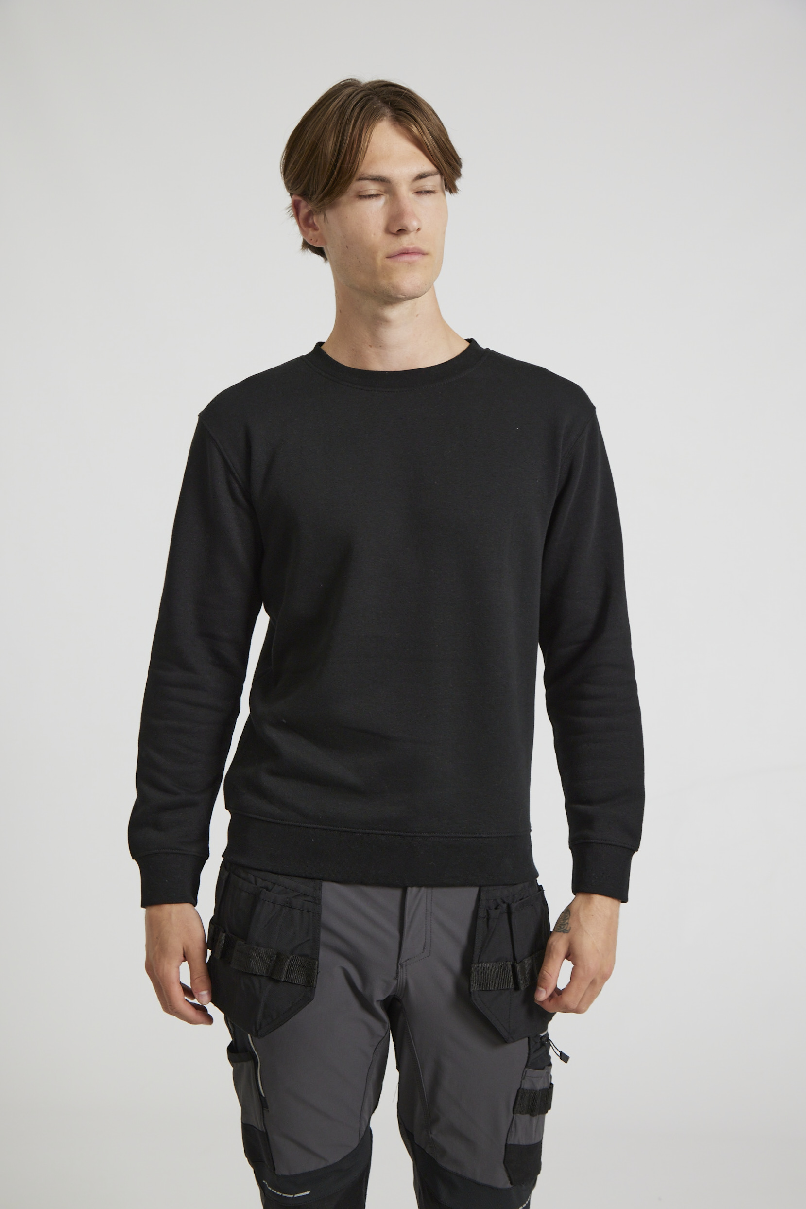 CR03-v2.0-Studio_556