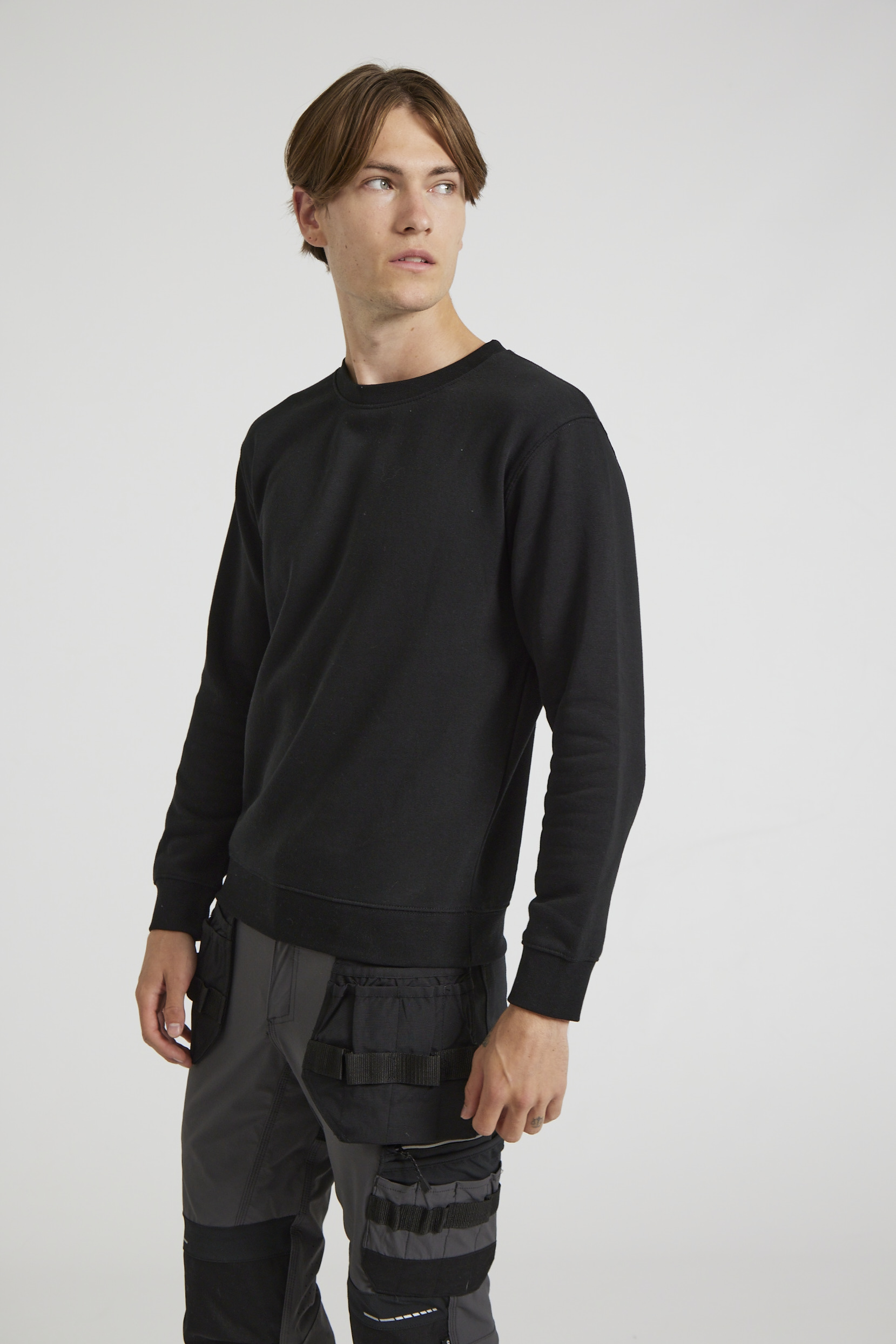 CR03-v2.0-Studio_559