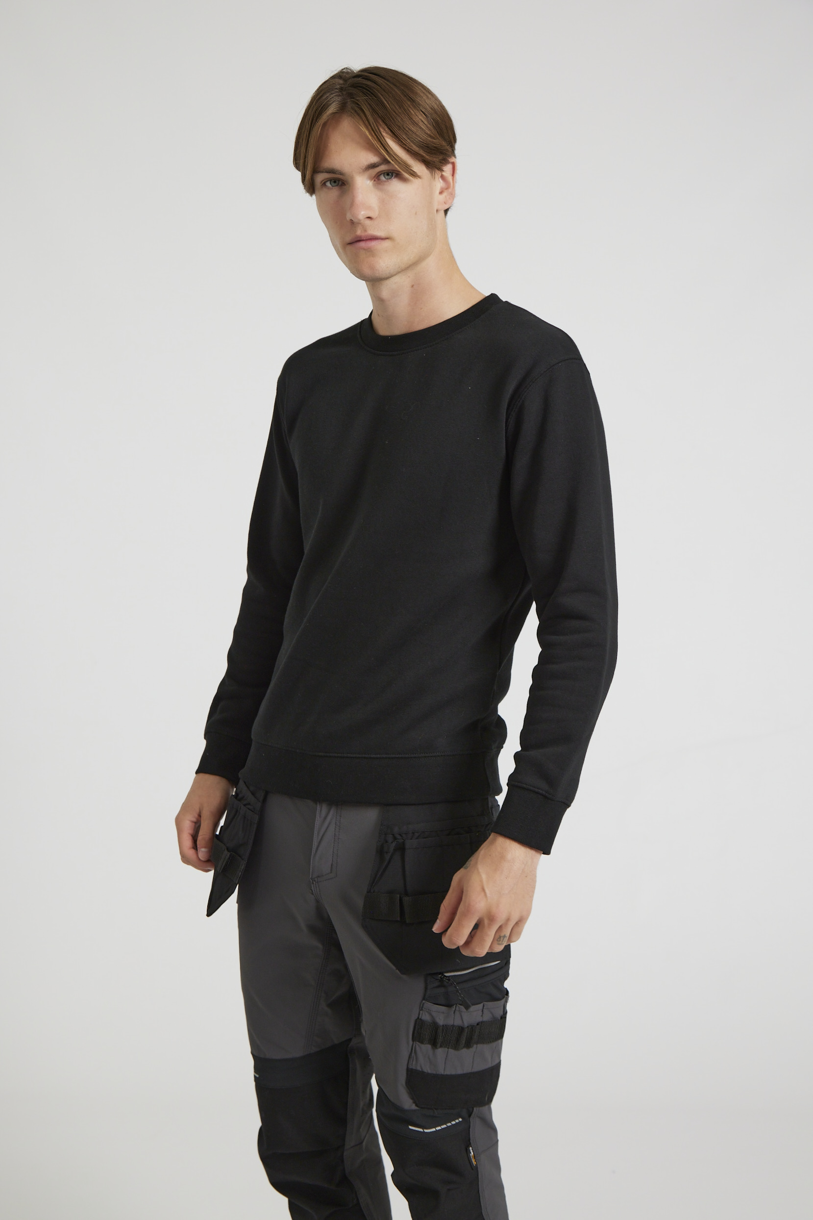 CR03-v2.0-Studio_572