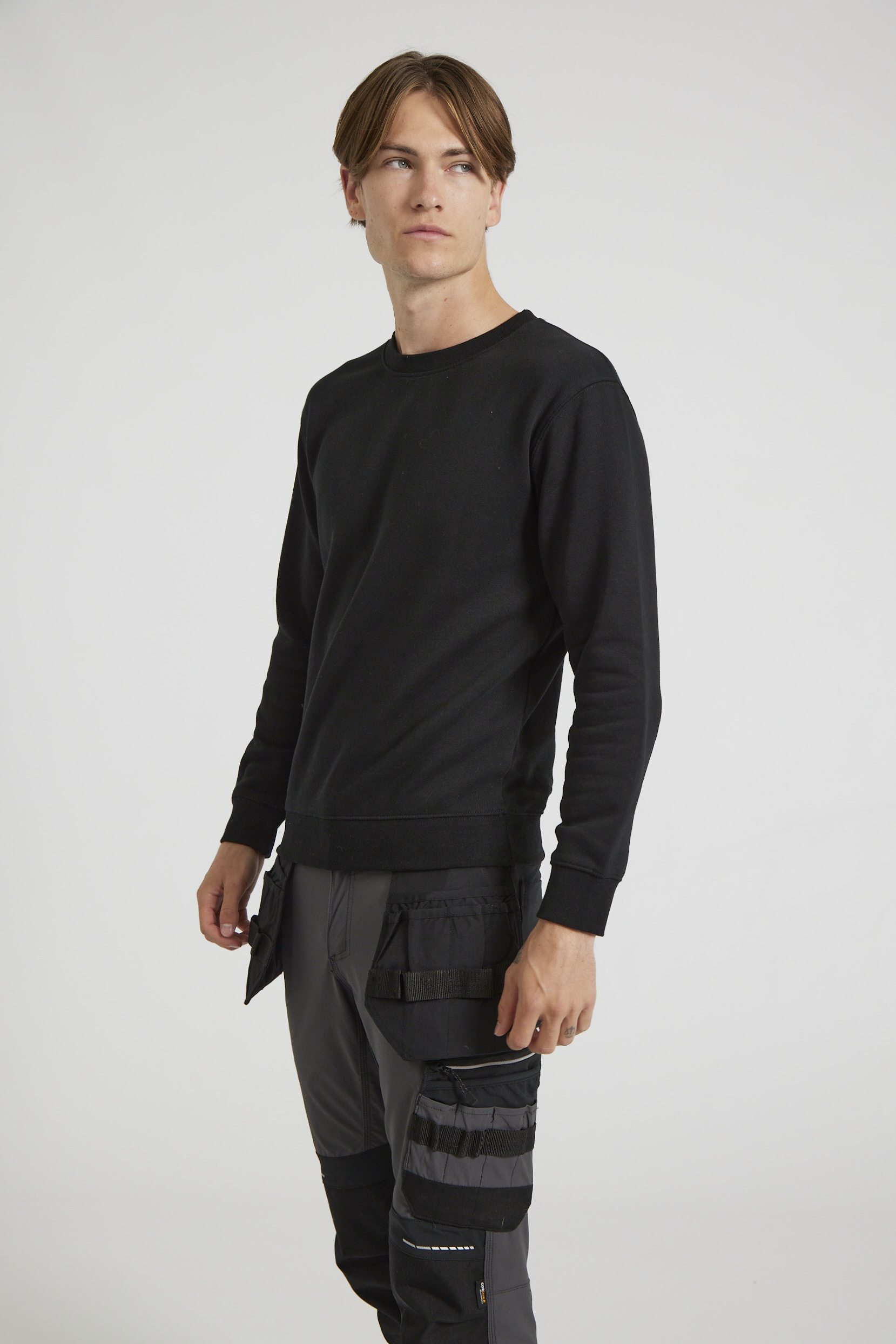 CR03-v2.0-Studio_573