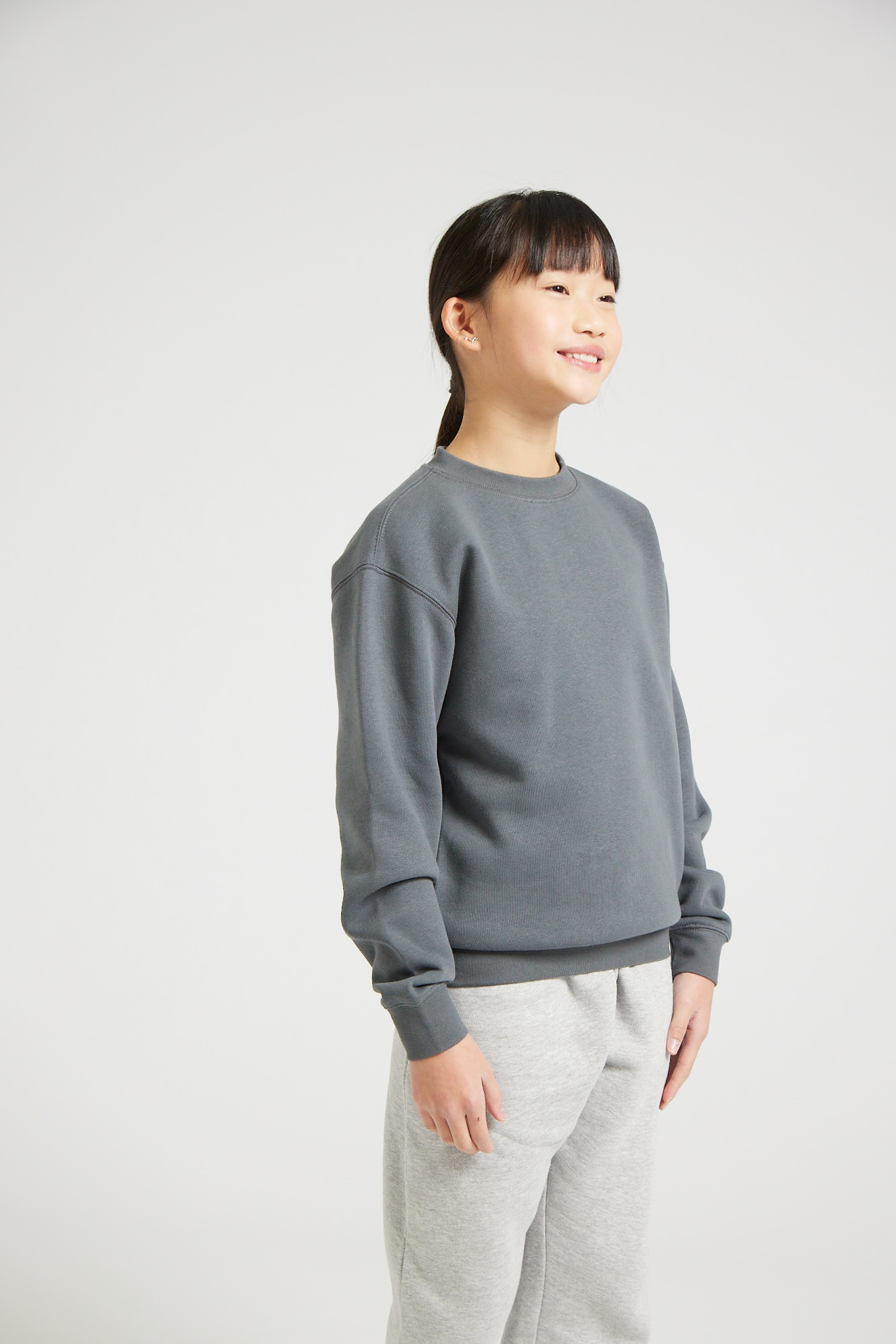 CR03K-v2.0-Studio_47