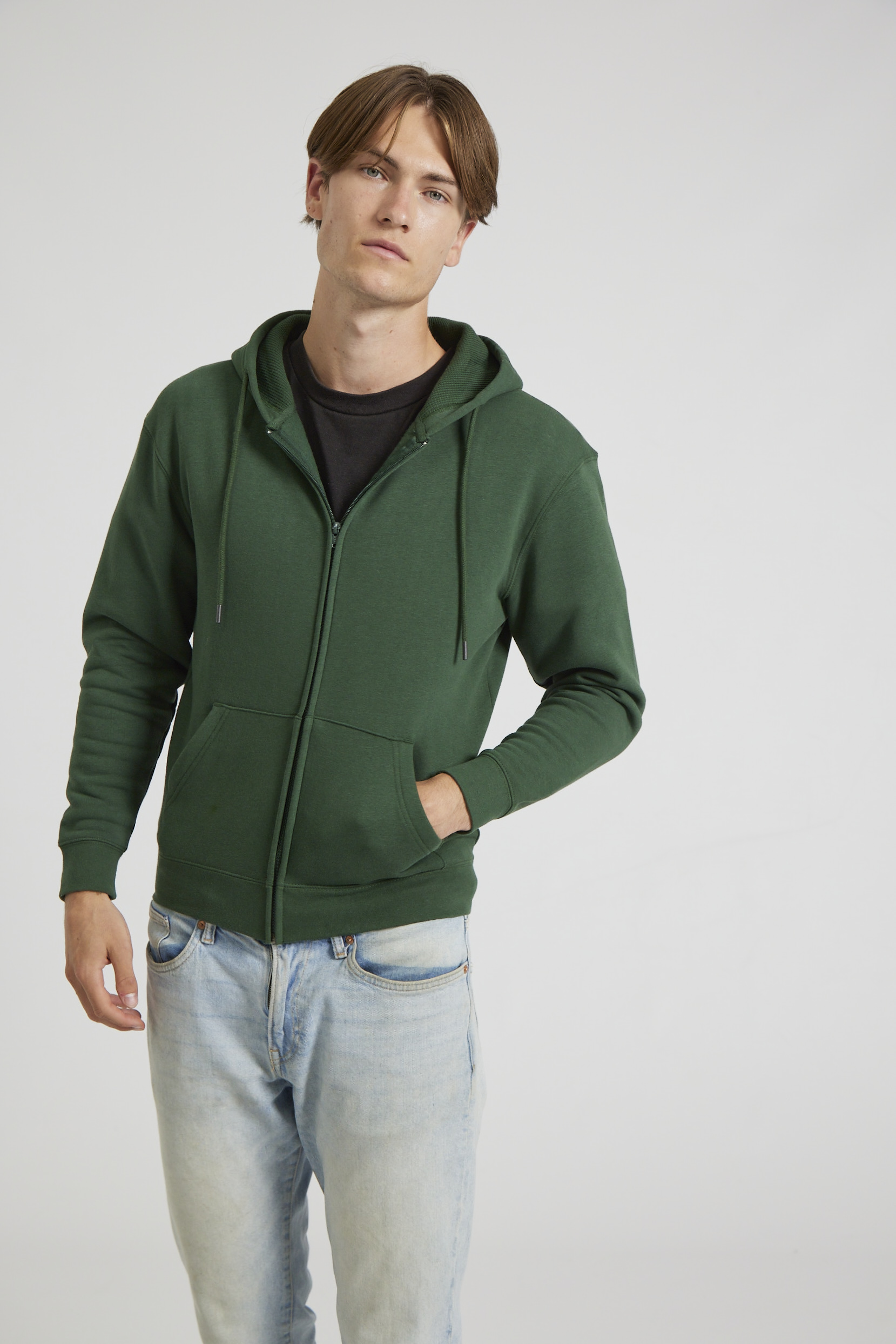 CR04-v2.0-Studio_108