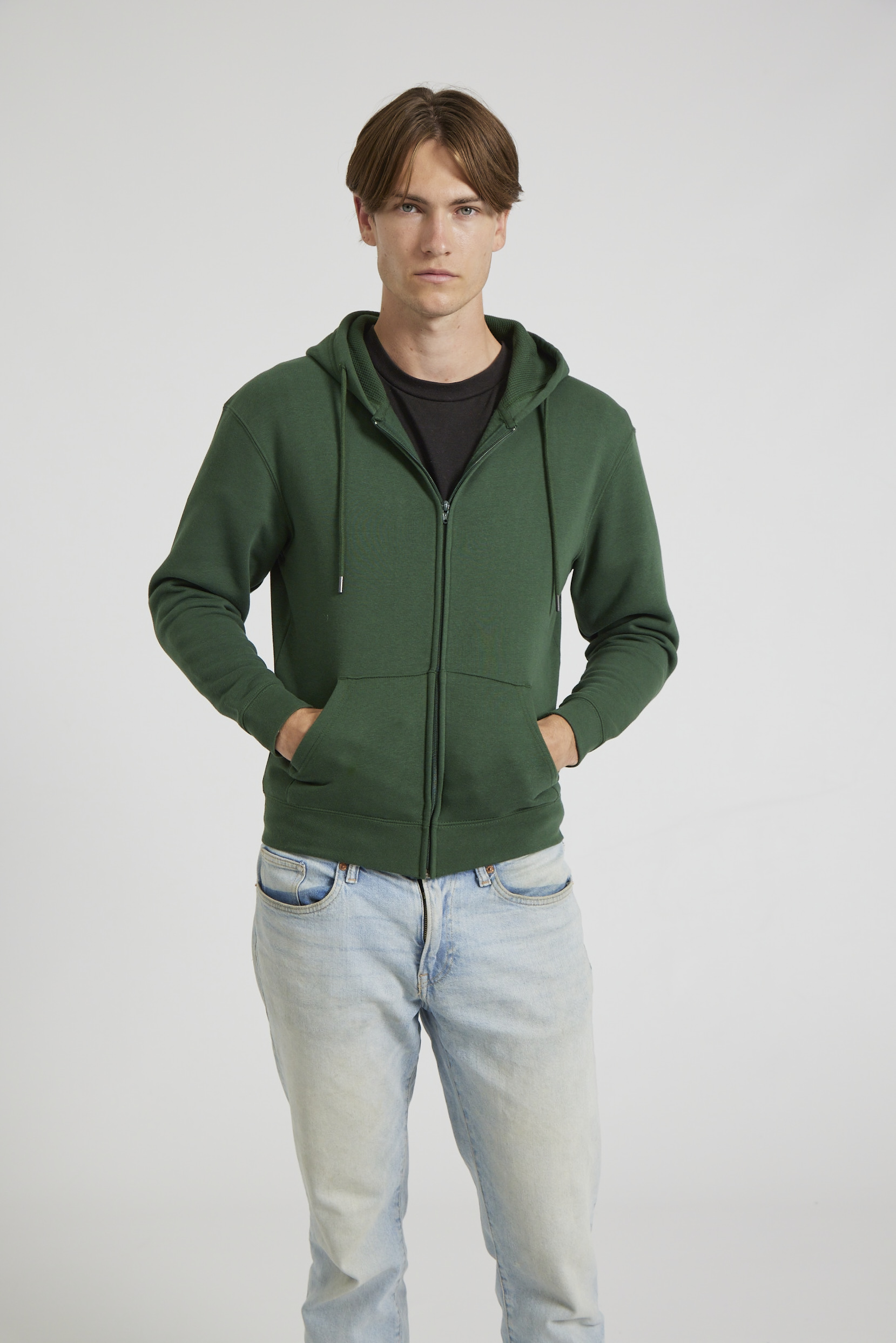 CR04-v2.0-Studio_114