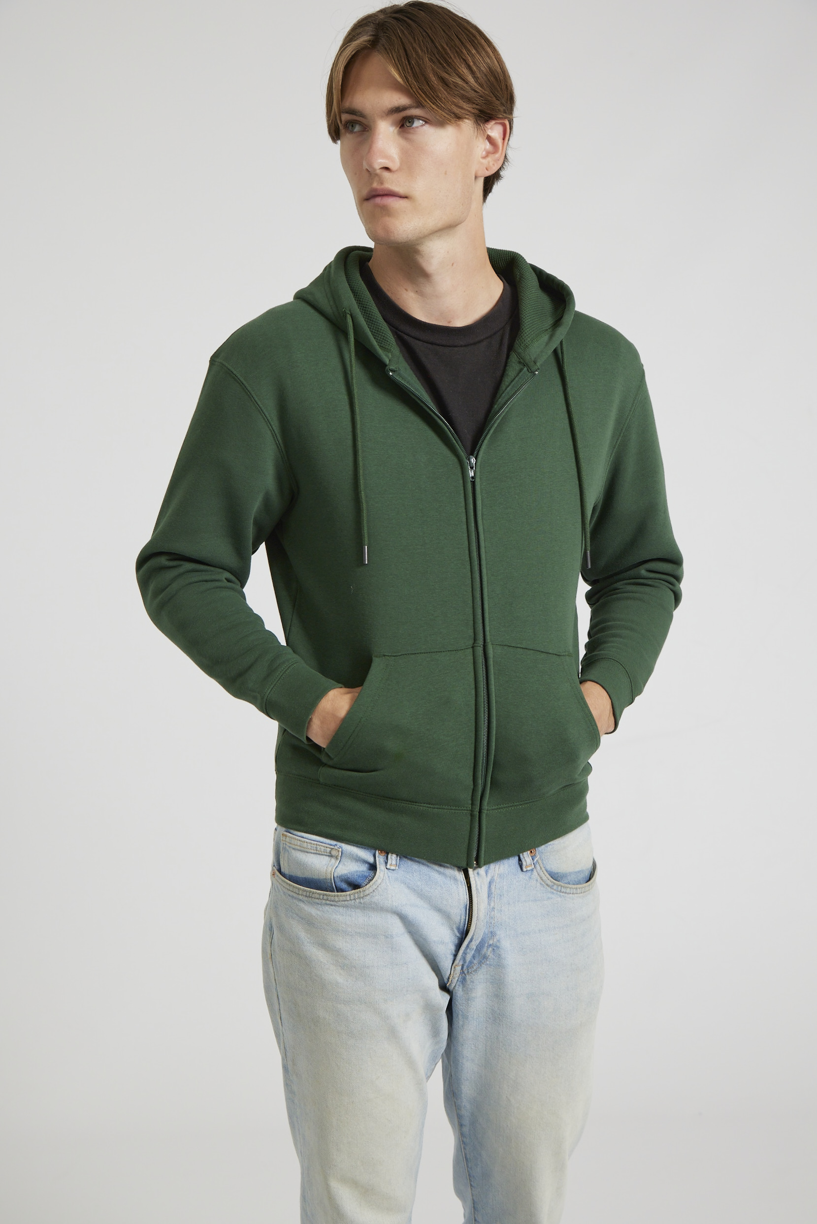 CR04-v2.0-Studio_117