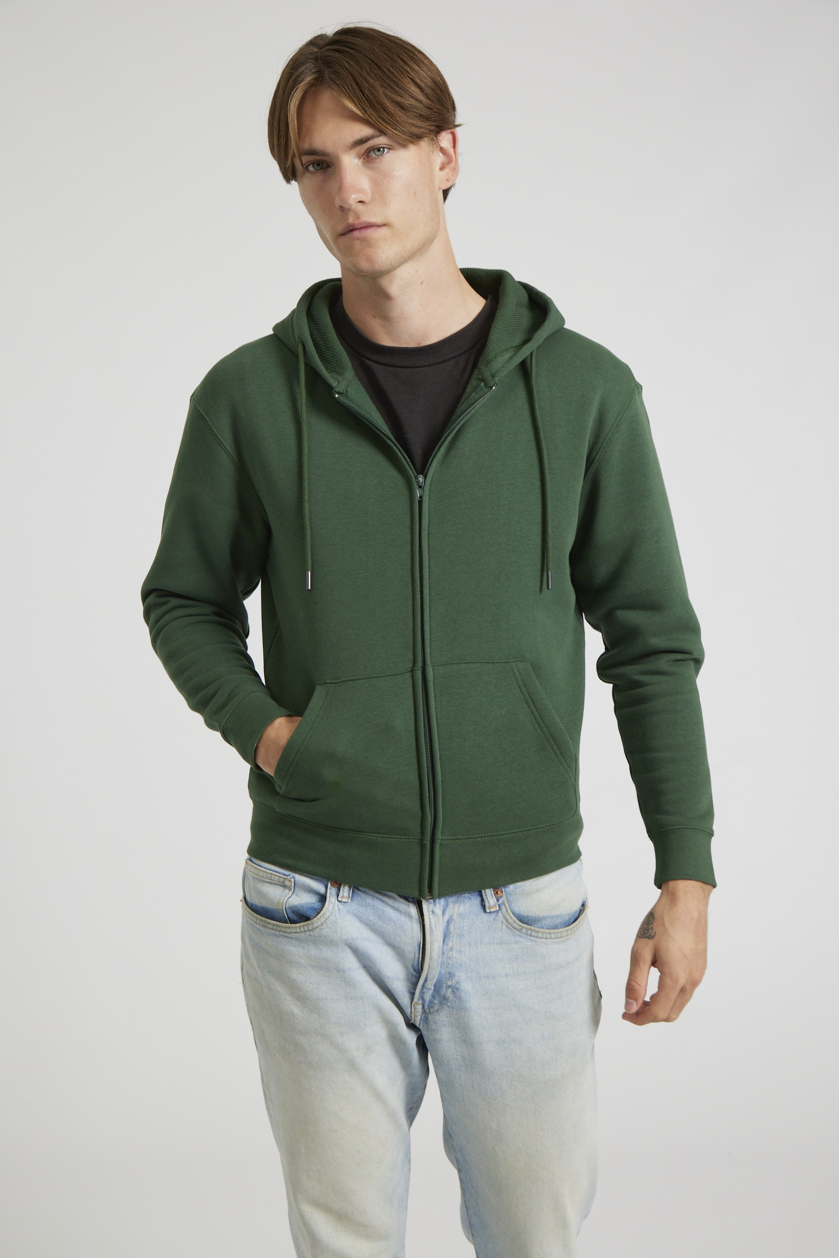 CR04-v2.0-Studio_118