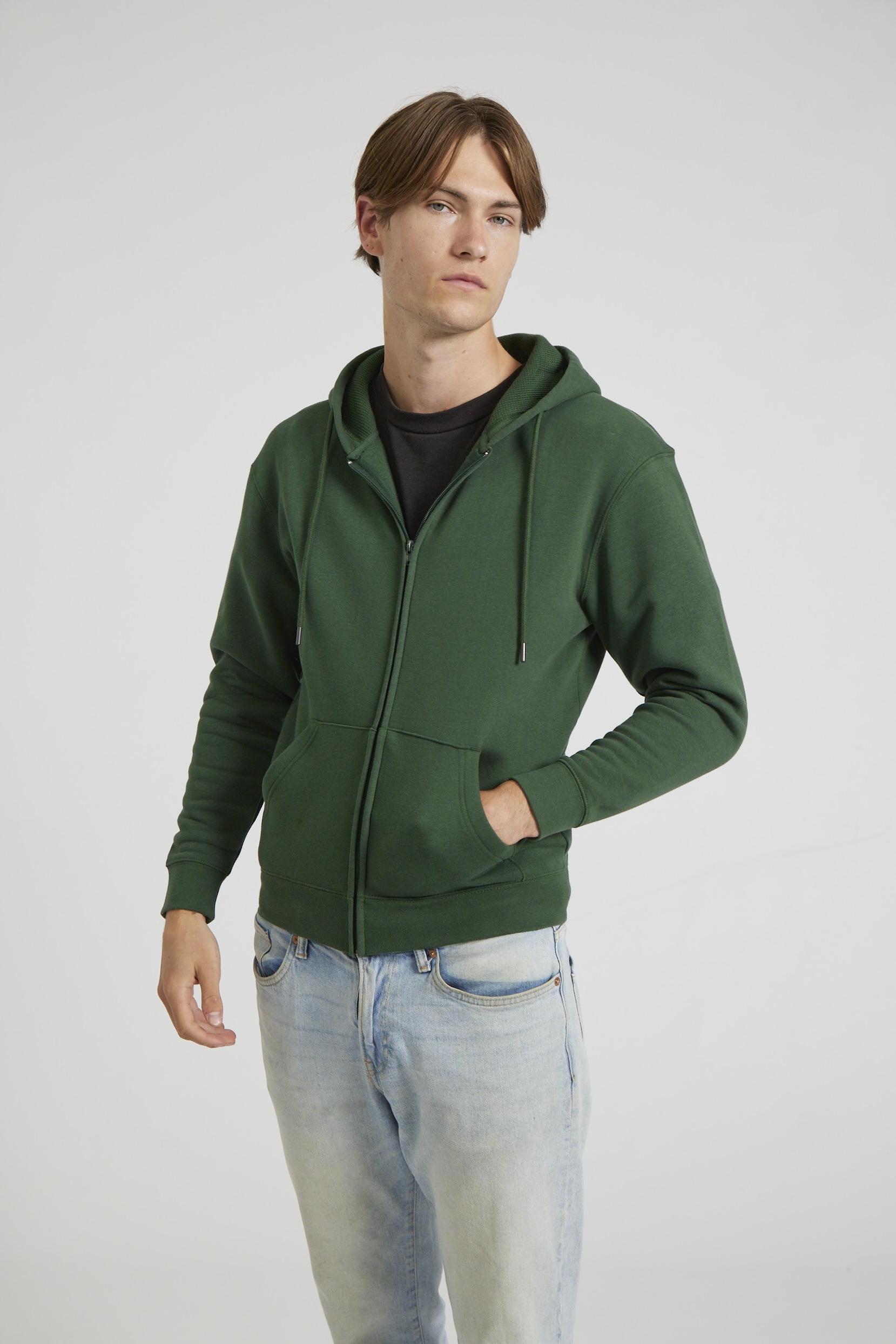 CR04-v2.0-Studio_122