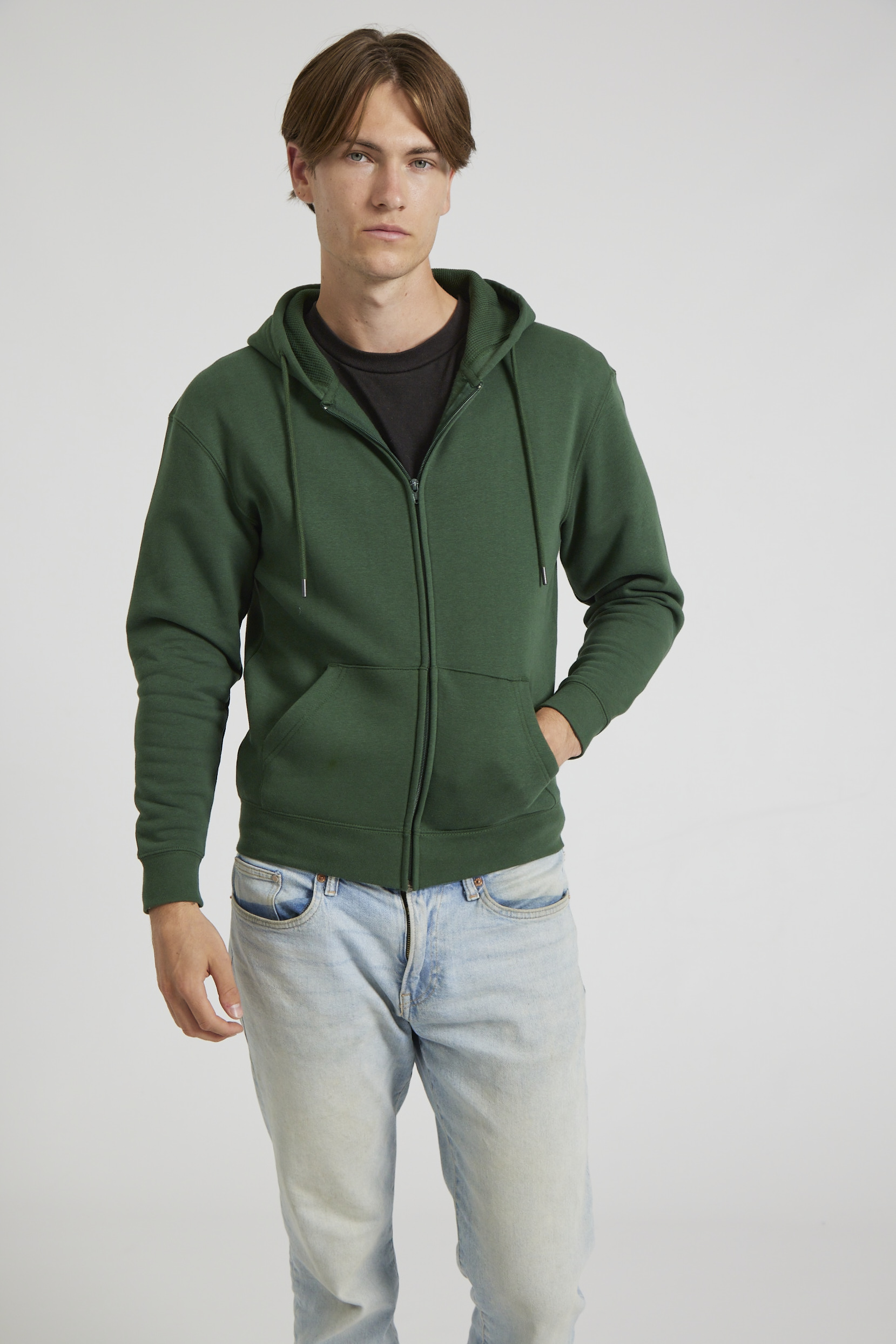 CR04-v2.0-Studio_131