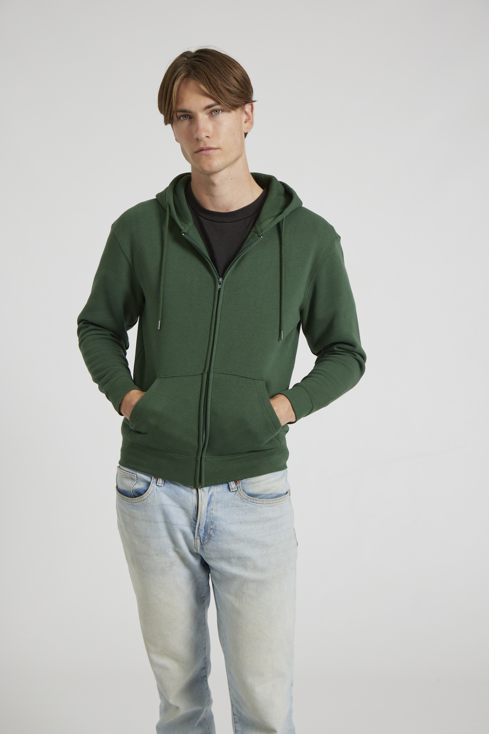 CR04-v2.0-Studio_134