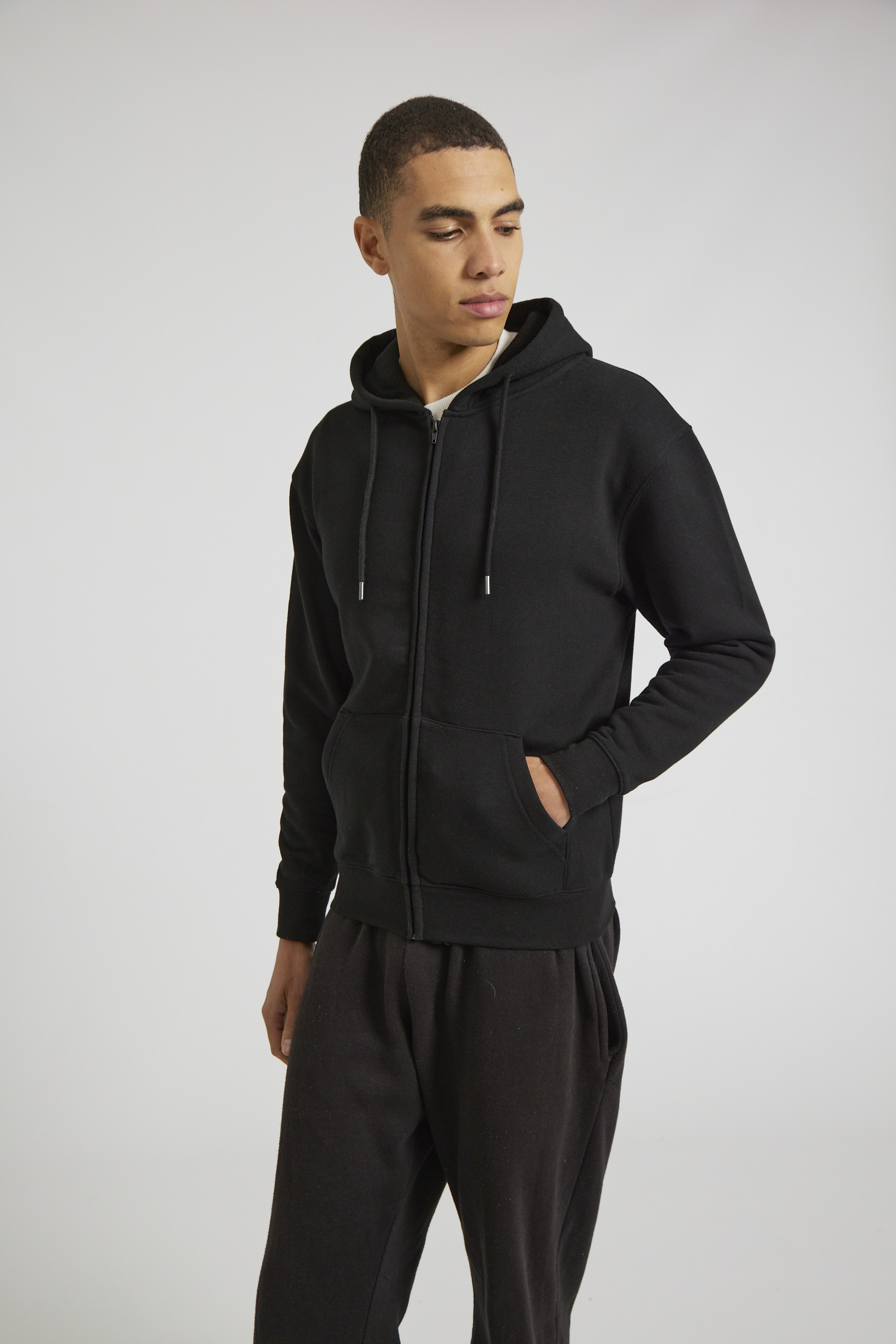 CR04-v2.0-Studio_157