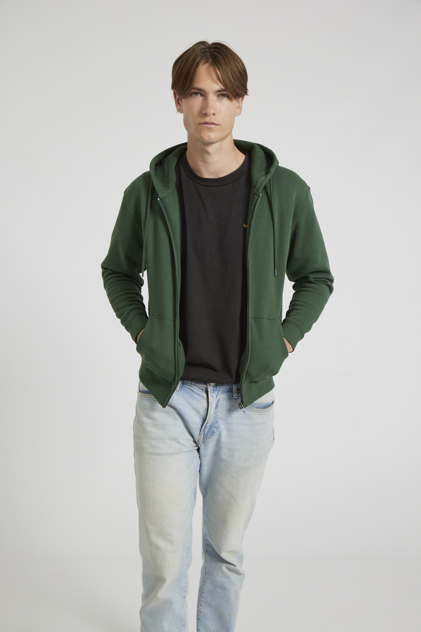 CR04-v2.0-Studio_163