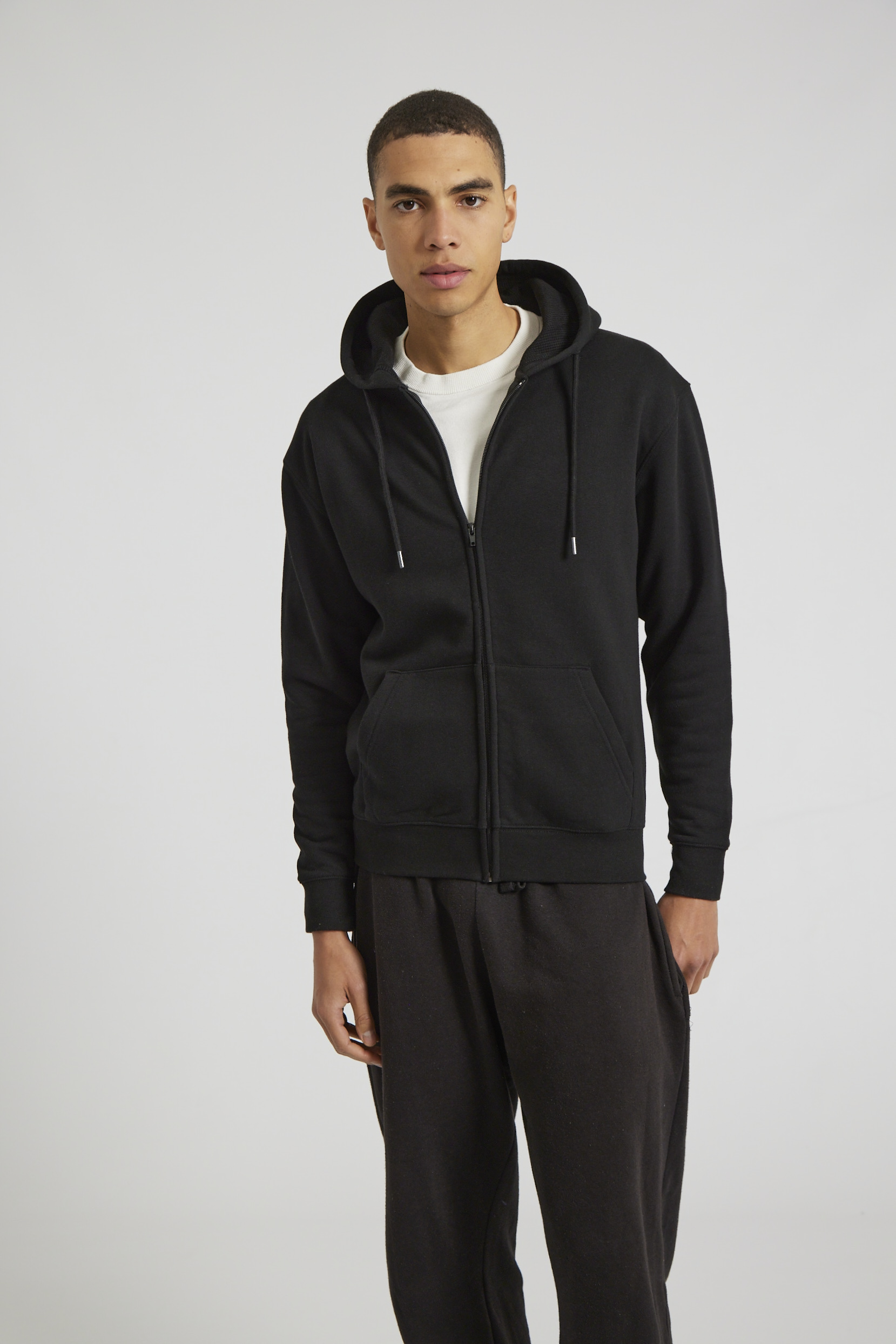 CR04-v2.0-Studio_164