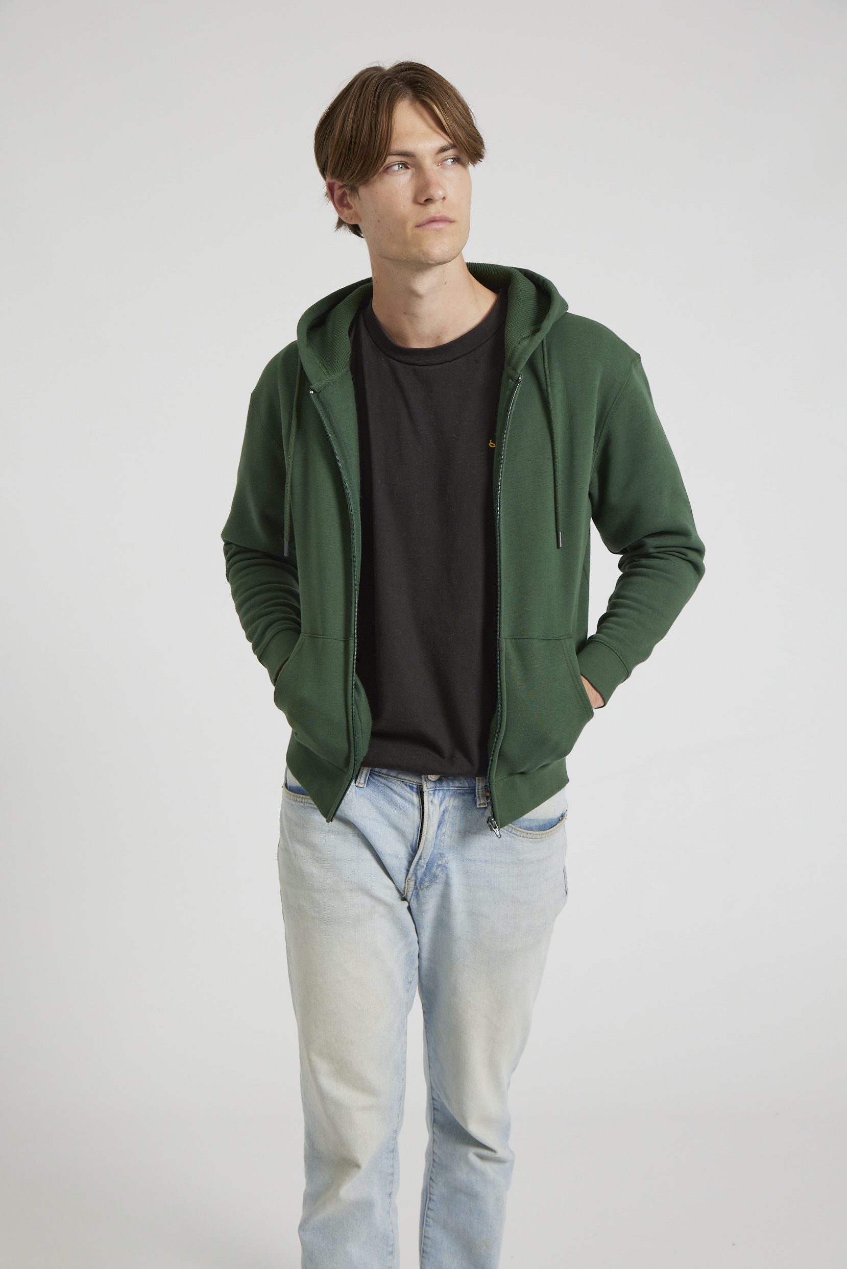 CR04-v2.0-Studio_165