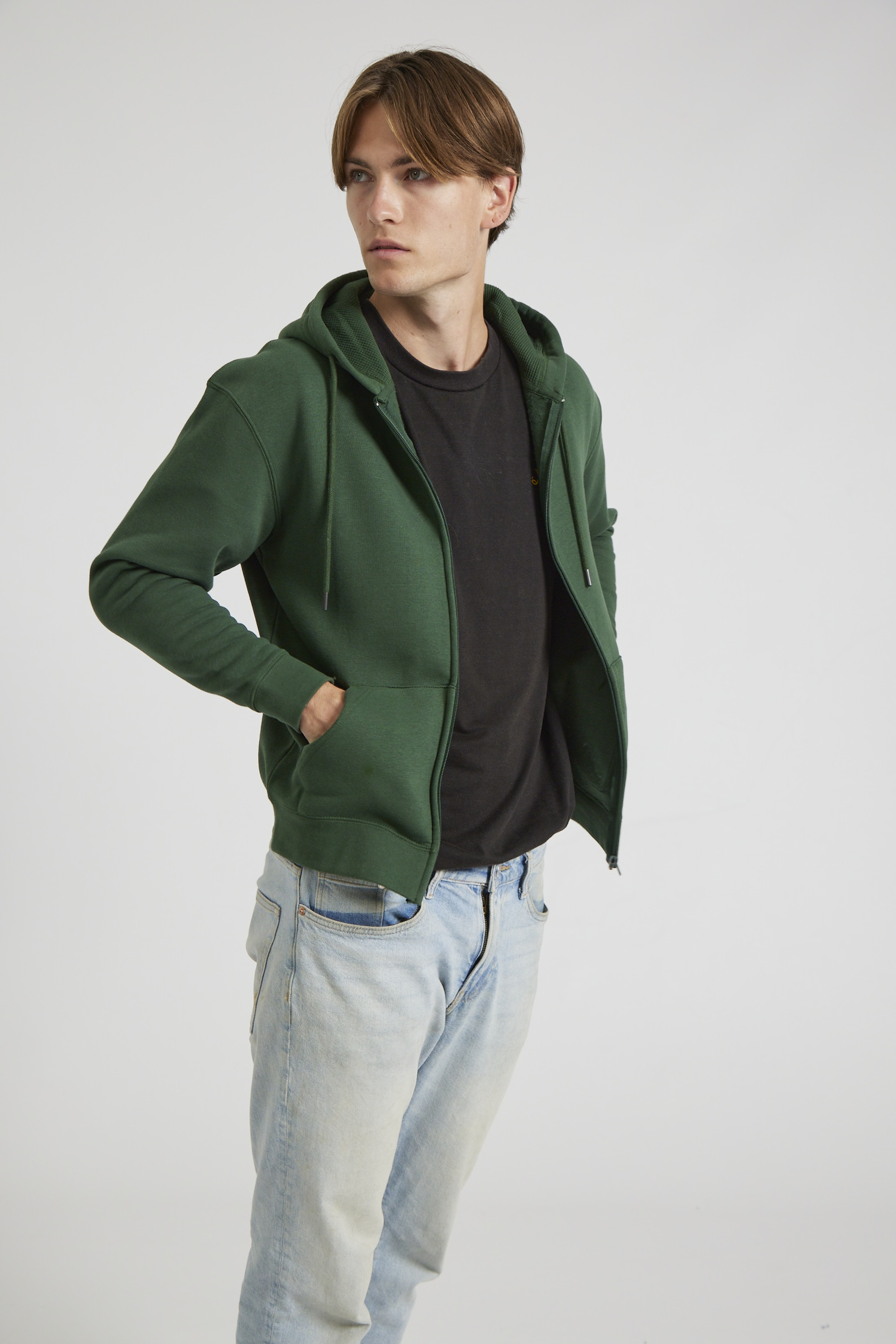 CR04-v2.0-Studio_171