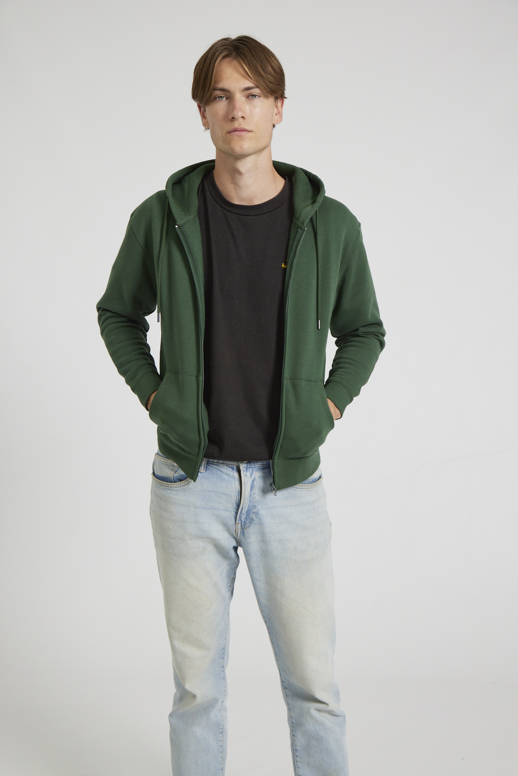 CR04-v2.0-Studio_173