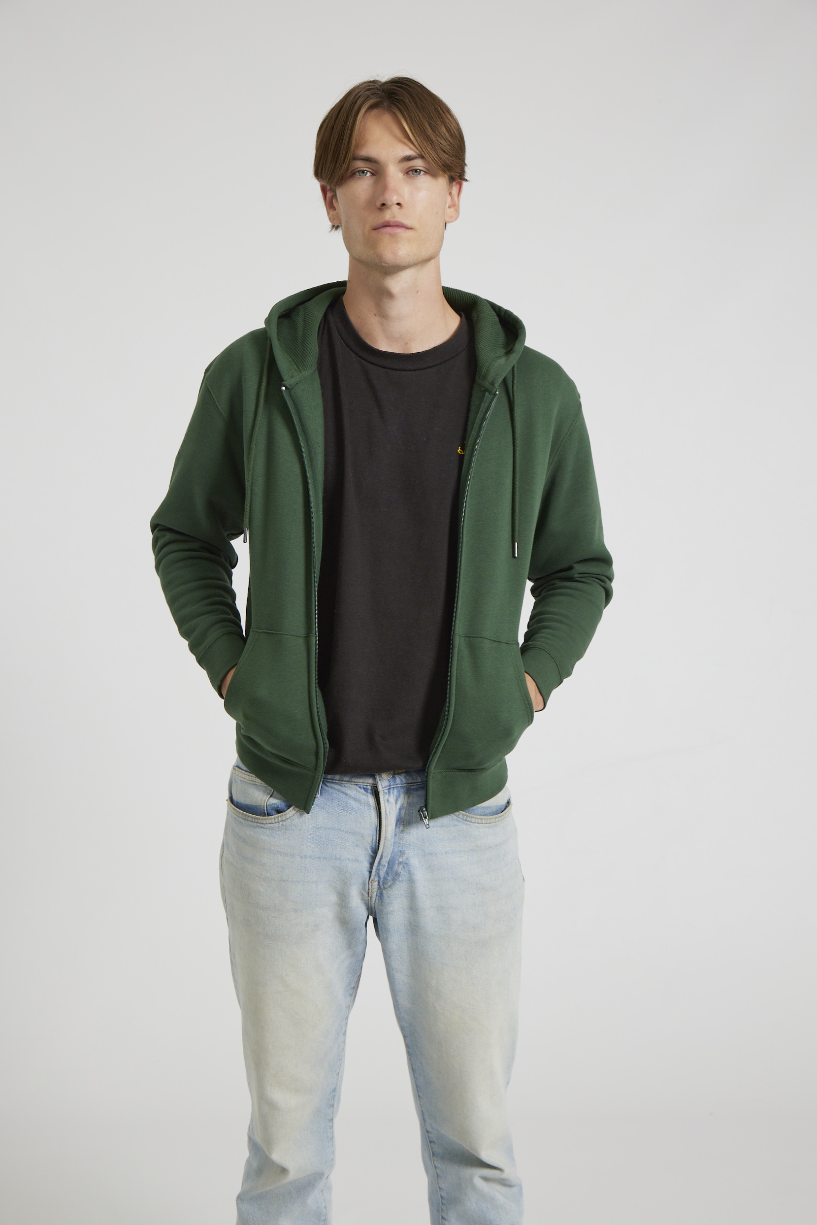 CR04-v2.0-Studio_175