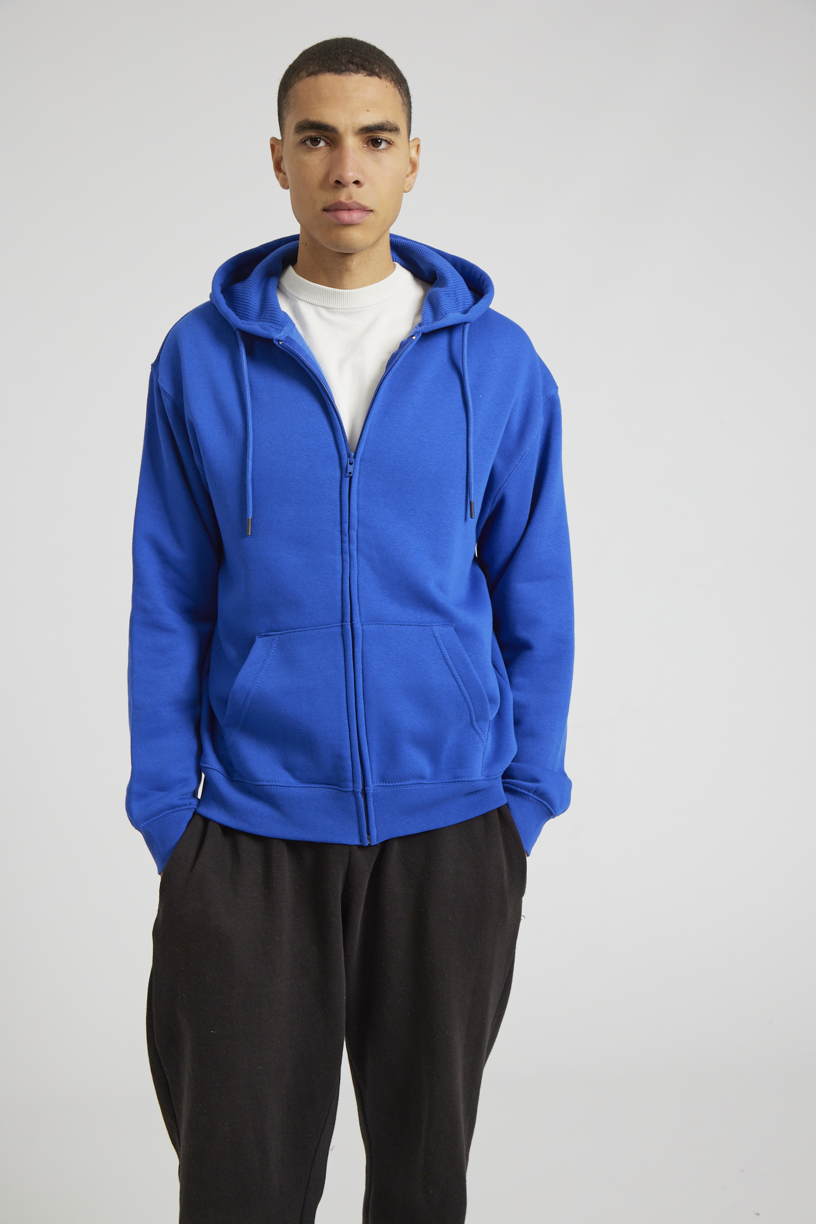 CR04-v2.0-Studio_218