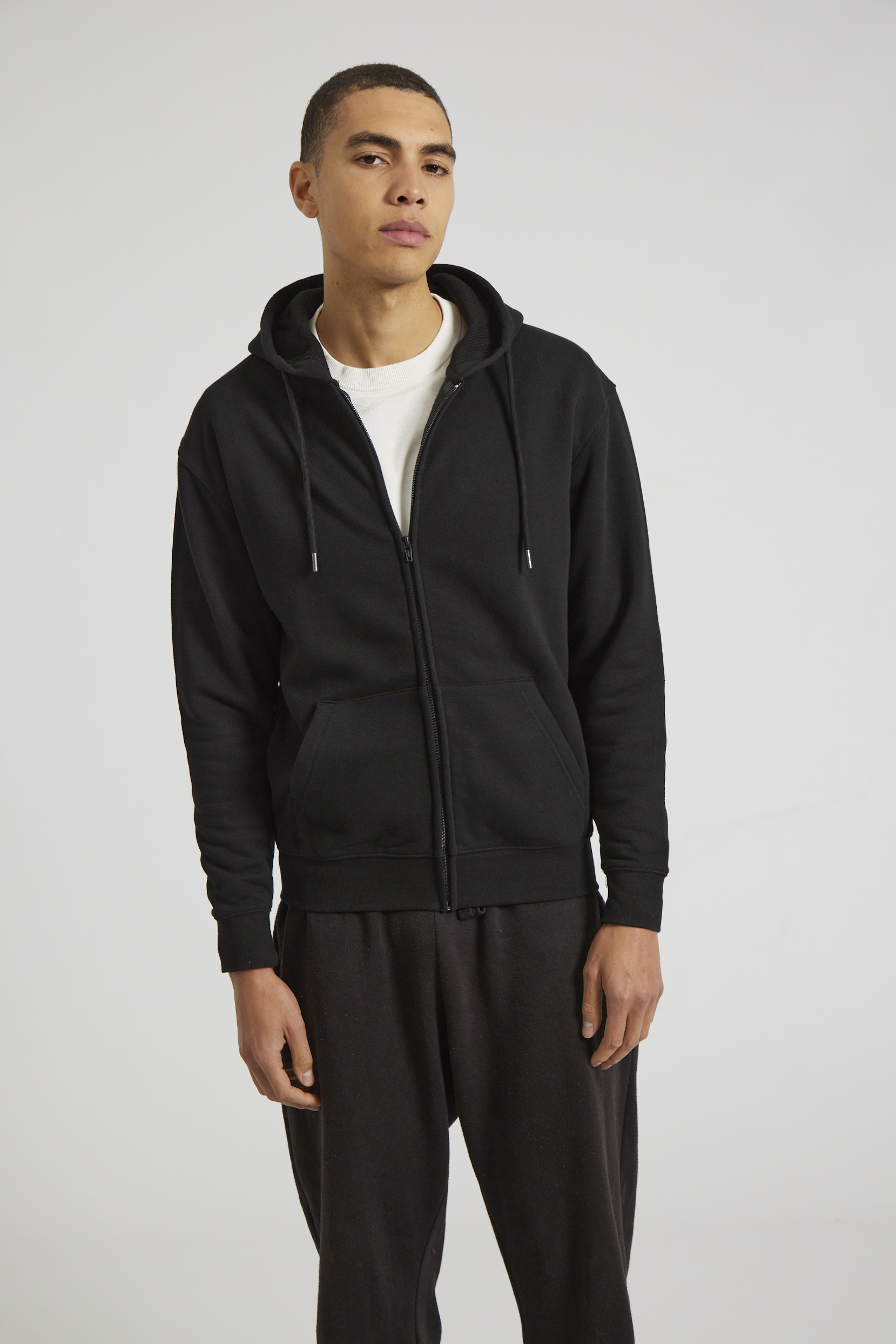 CR04-v2.0-Studio_238