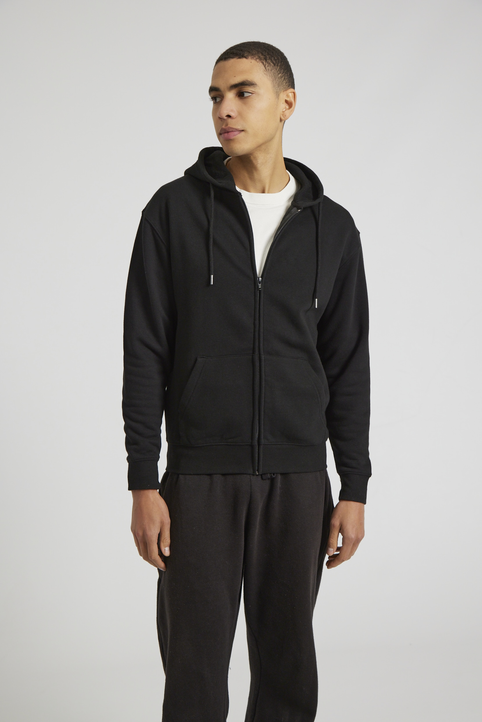 CR04-v2.0-Studio_263