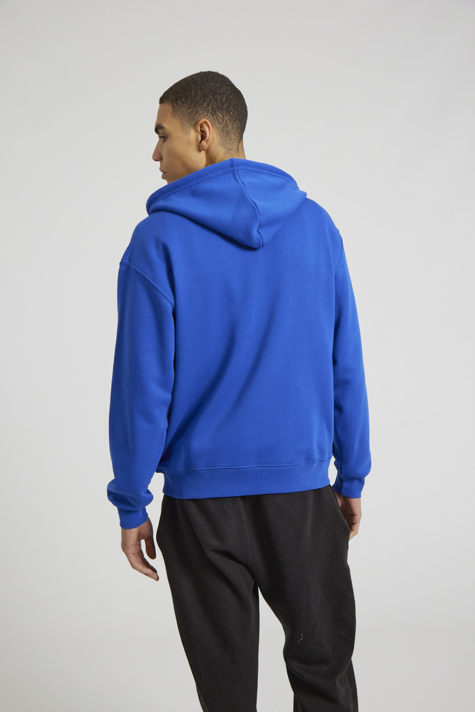 CR04-v2.0-Studio_264